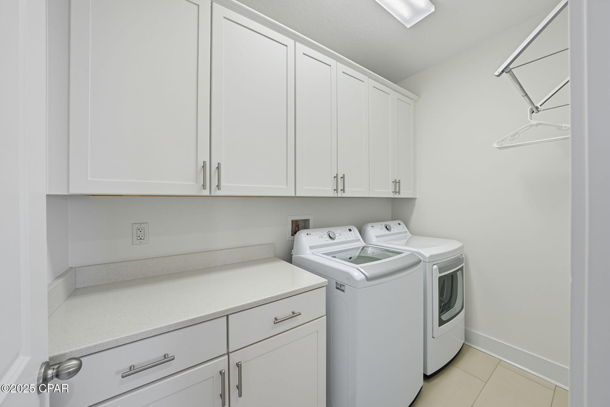 Jhei0j8xau2fom0t1yabblmfiorv7jcyb0ve69wmd4a