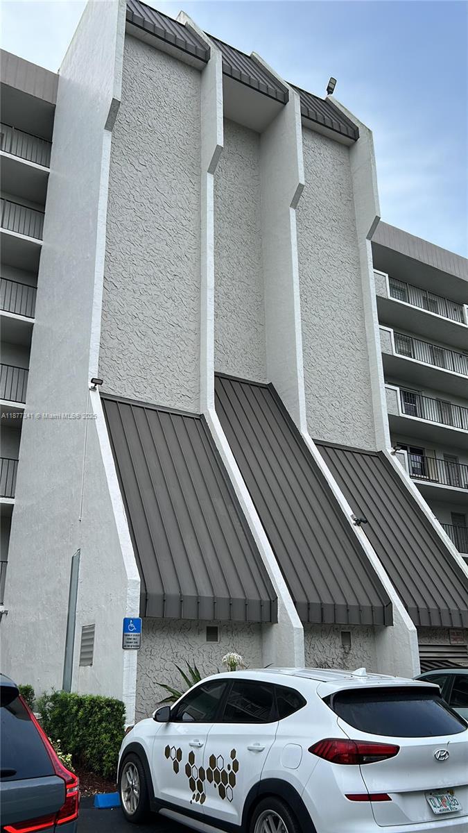 Property photo # 9