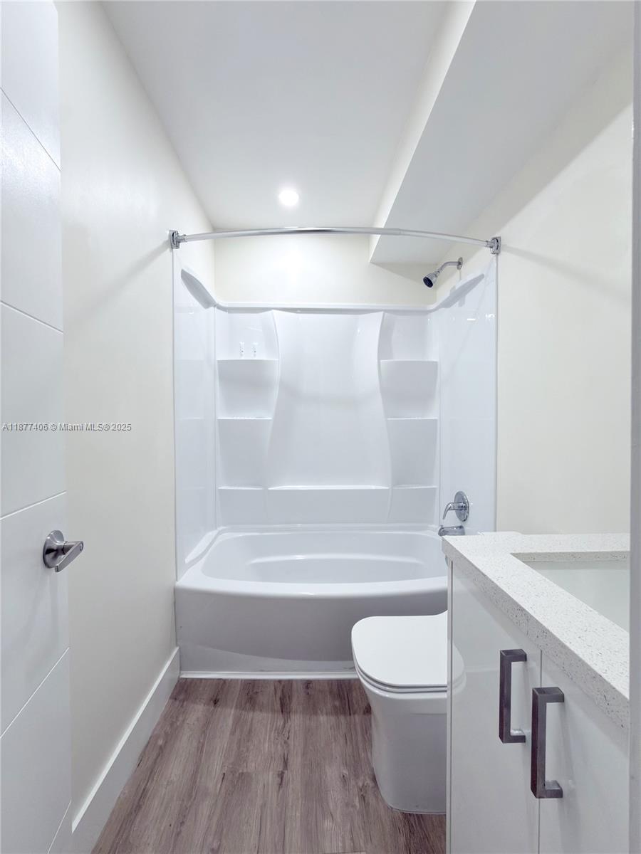Property photo # 4
