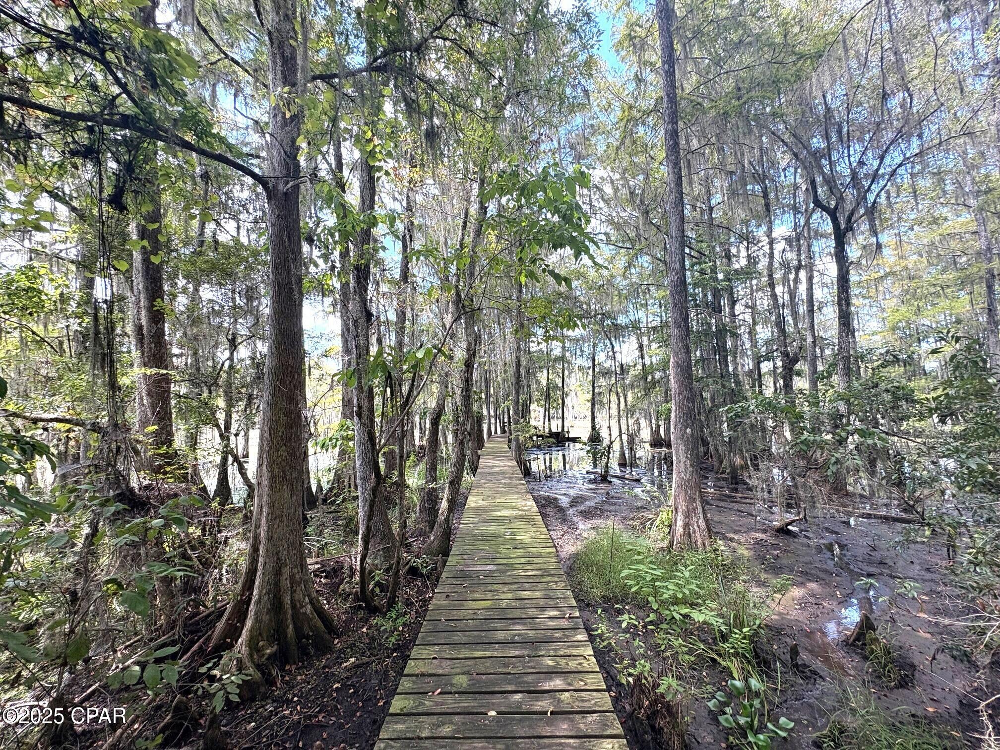 Ebmkker6irofsue6h9_qbhzh55zmw9fr3mkxzrqvwfk