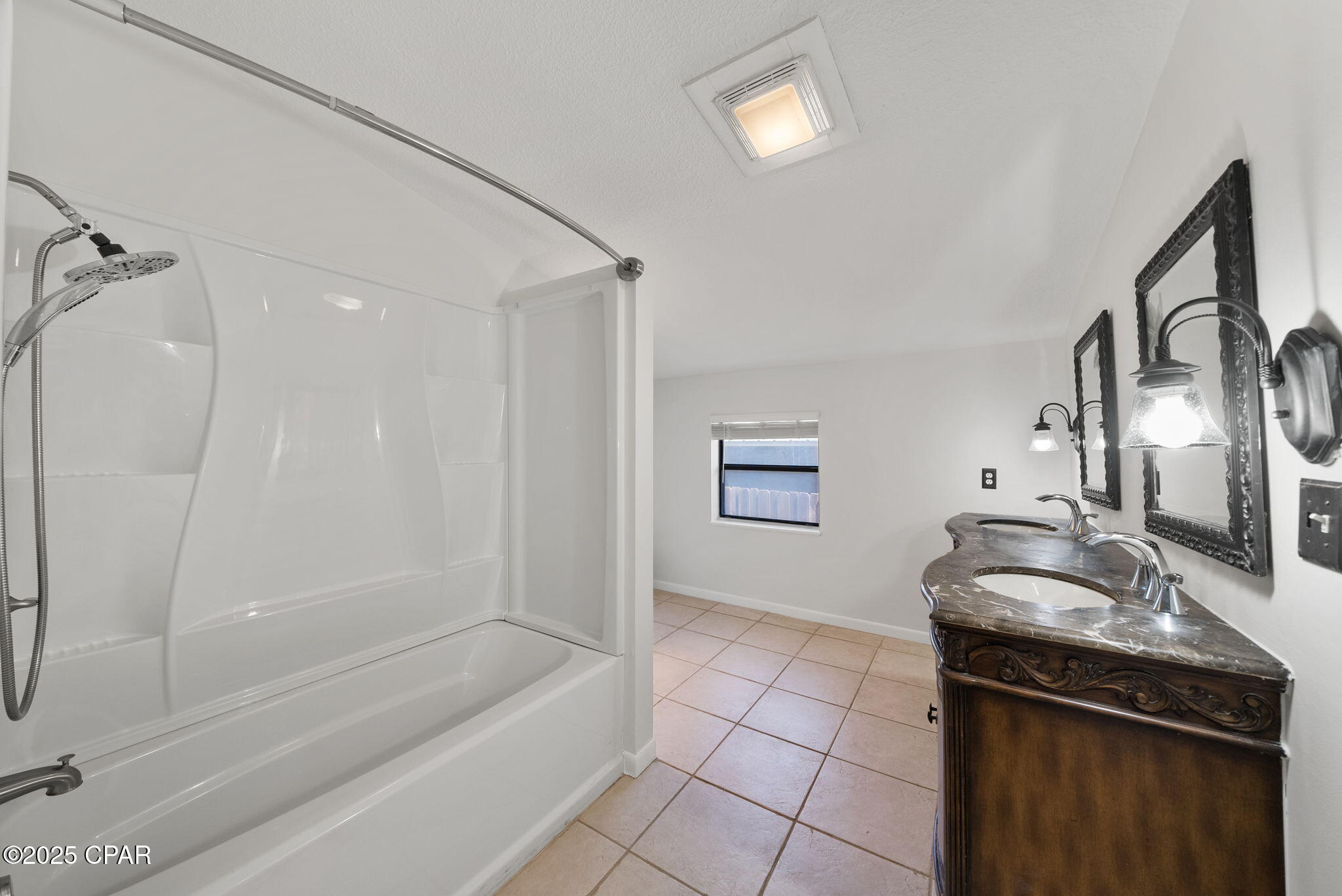 Urjzj8soi7fftunmq9sired6ibeql 2xq1etc2dcxo4