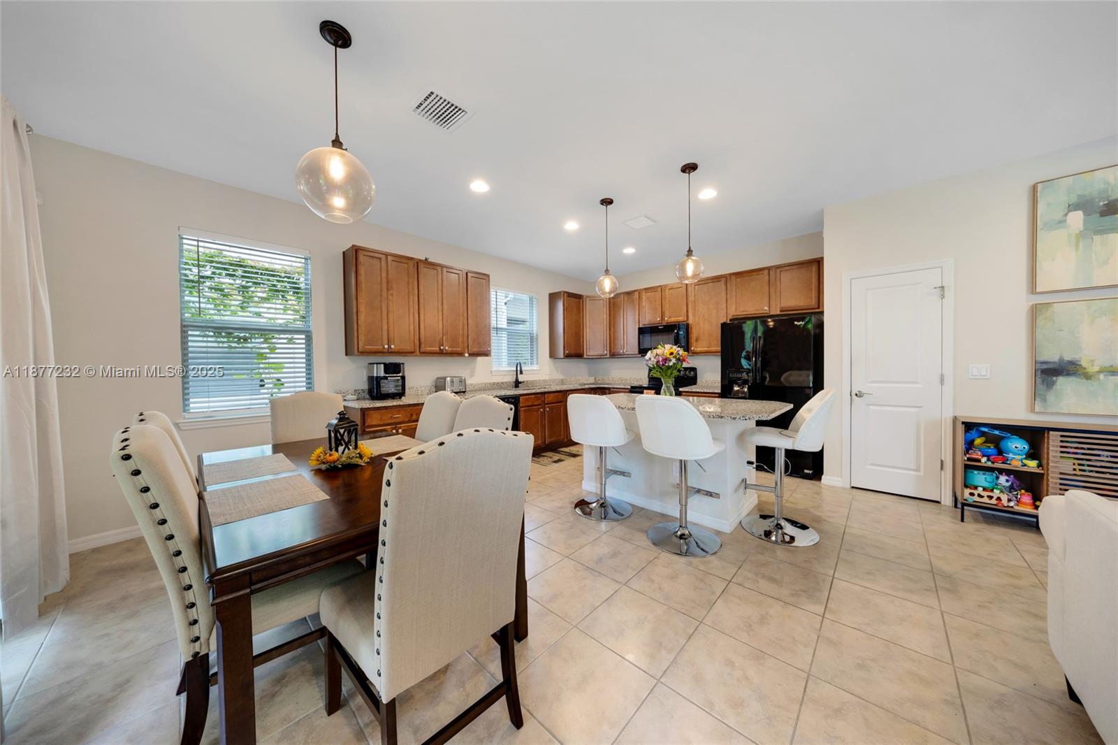 Property photo # 8
