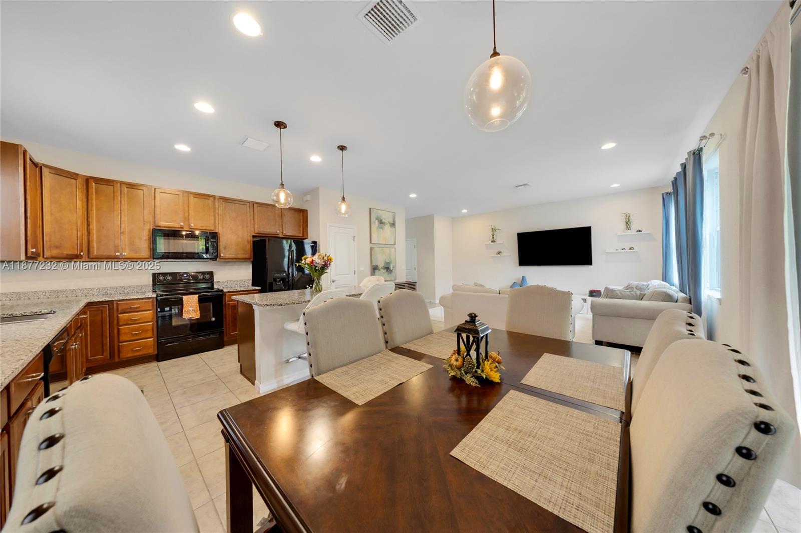 Property photo # 2