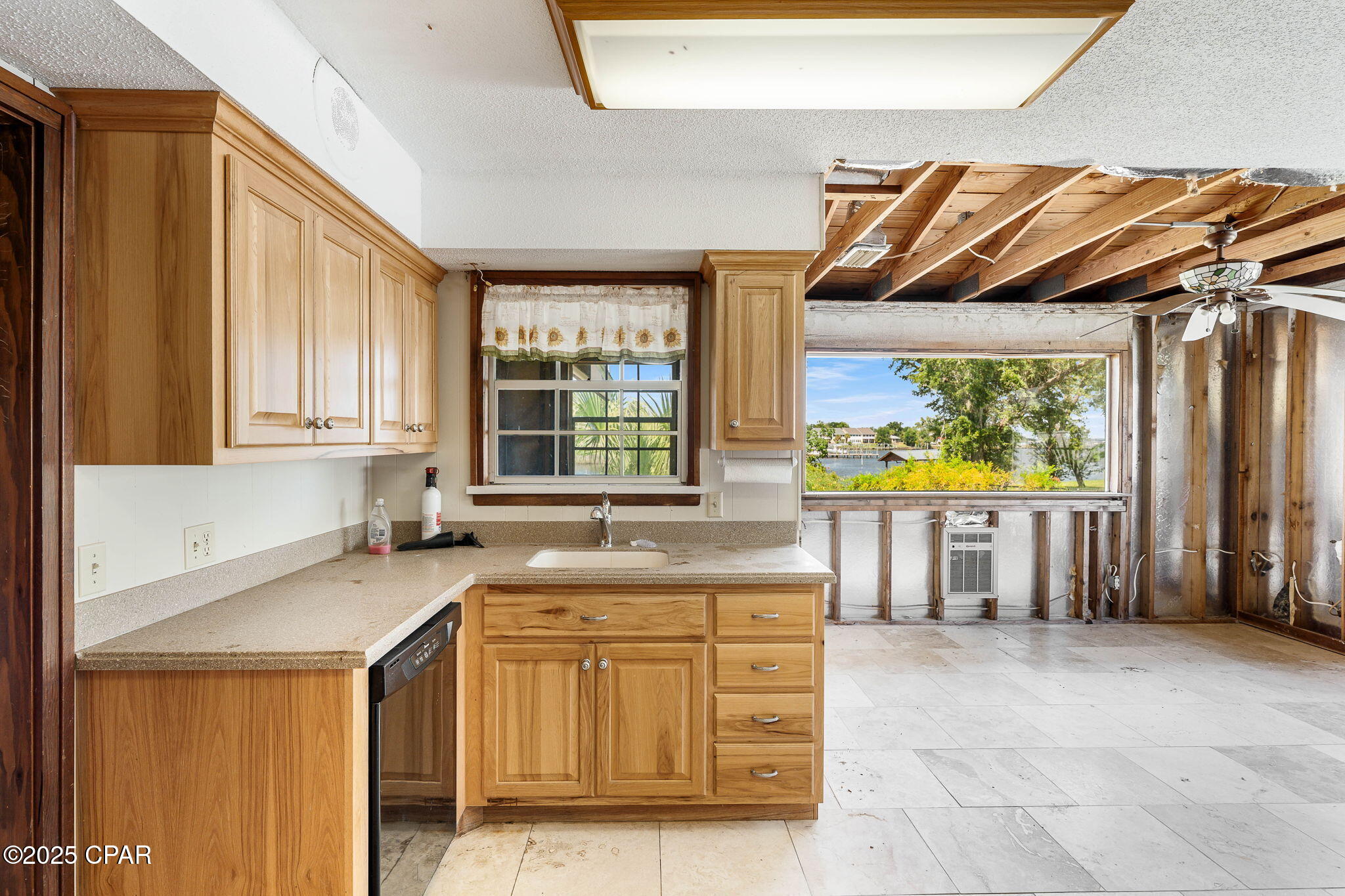 J8cevvm7en24pksuphkmzk8l5uah5p2qhh43xuvjlq0