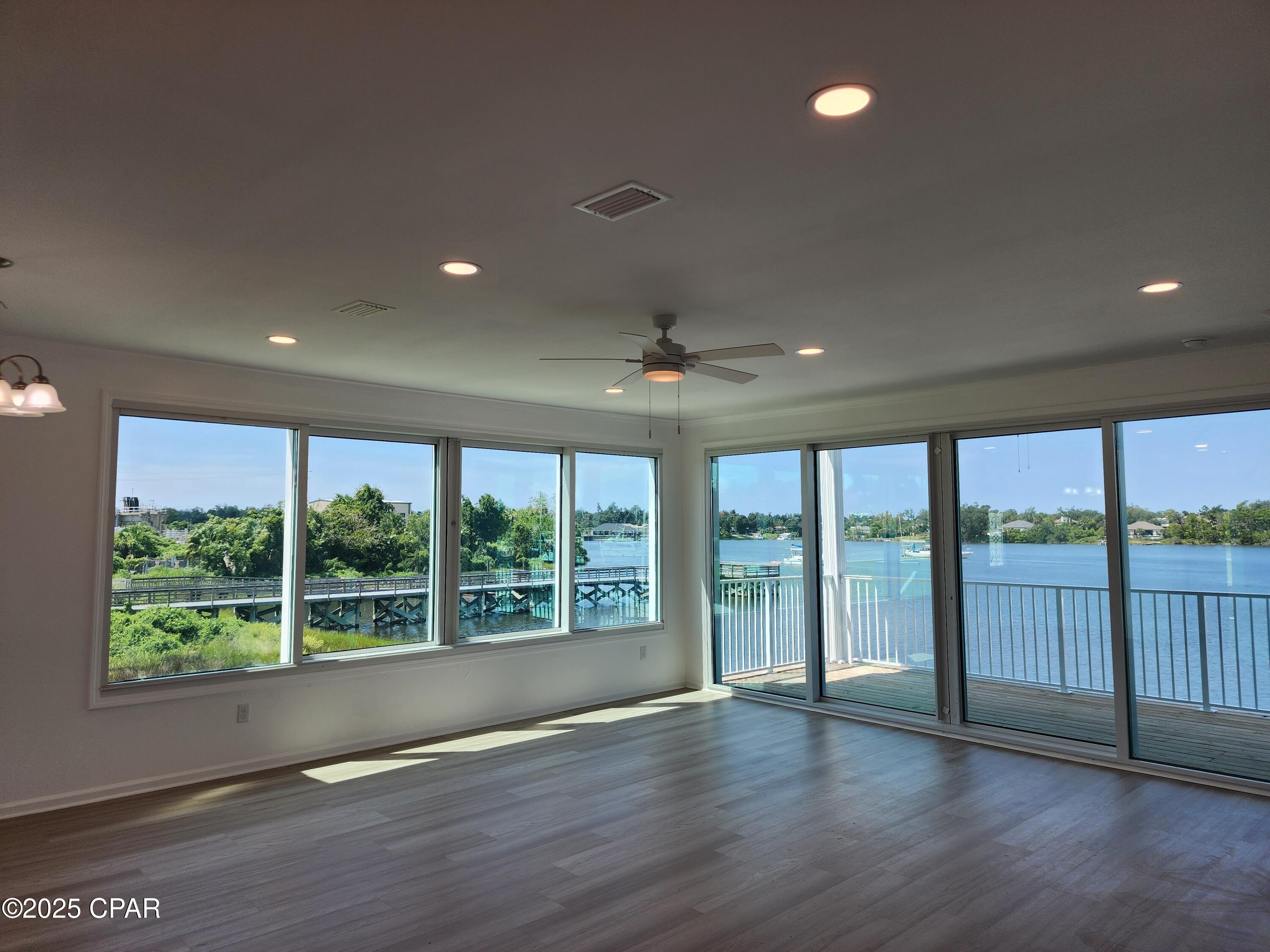 Dulo0zuch1jjjrszigkyv79avyujqjn00akxl2w39to