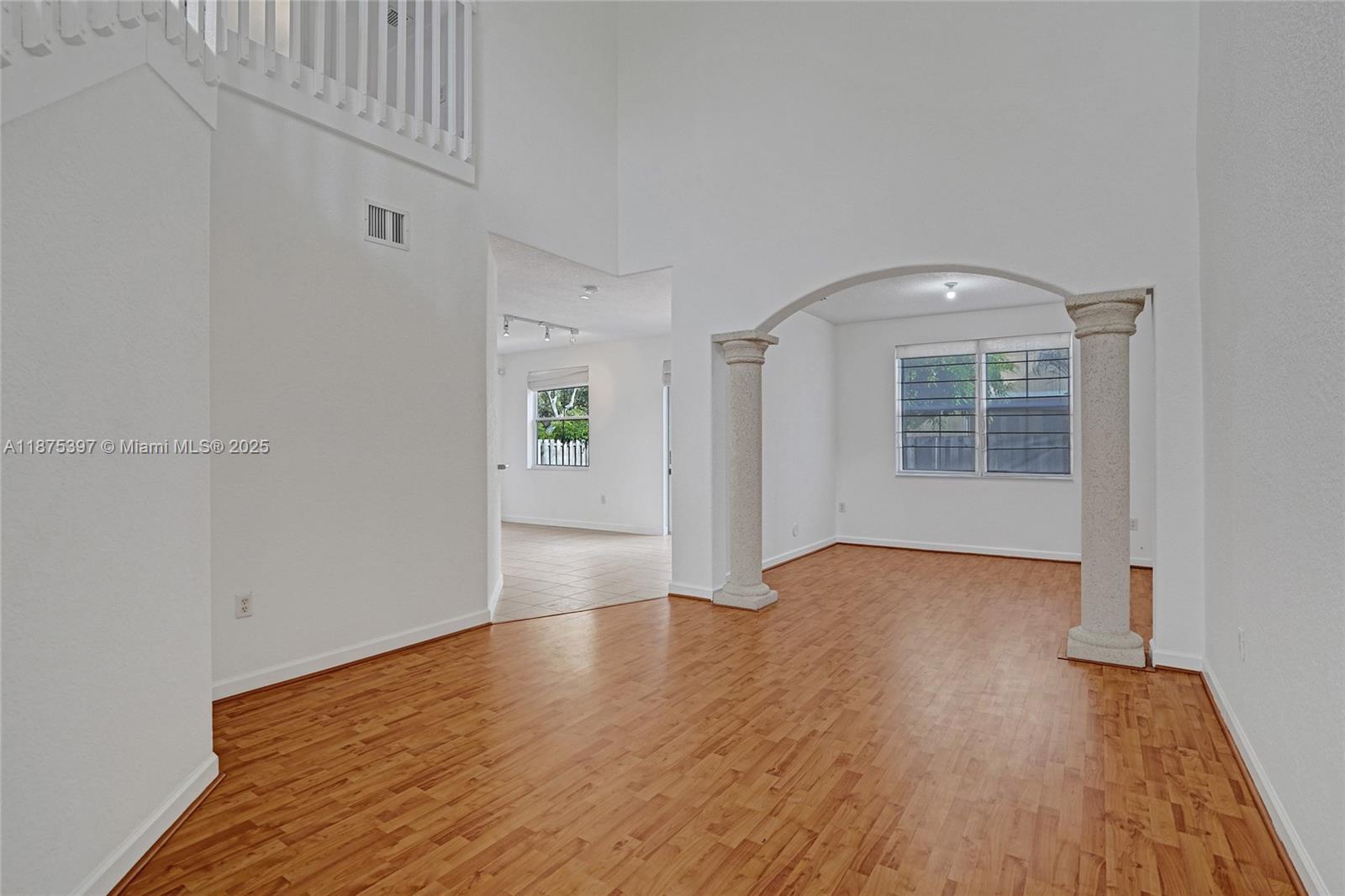Property photo # 4