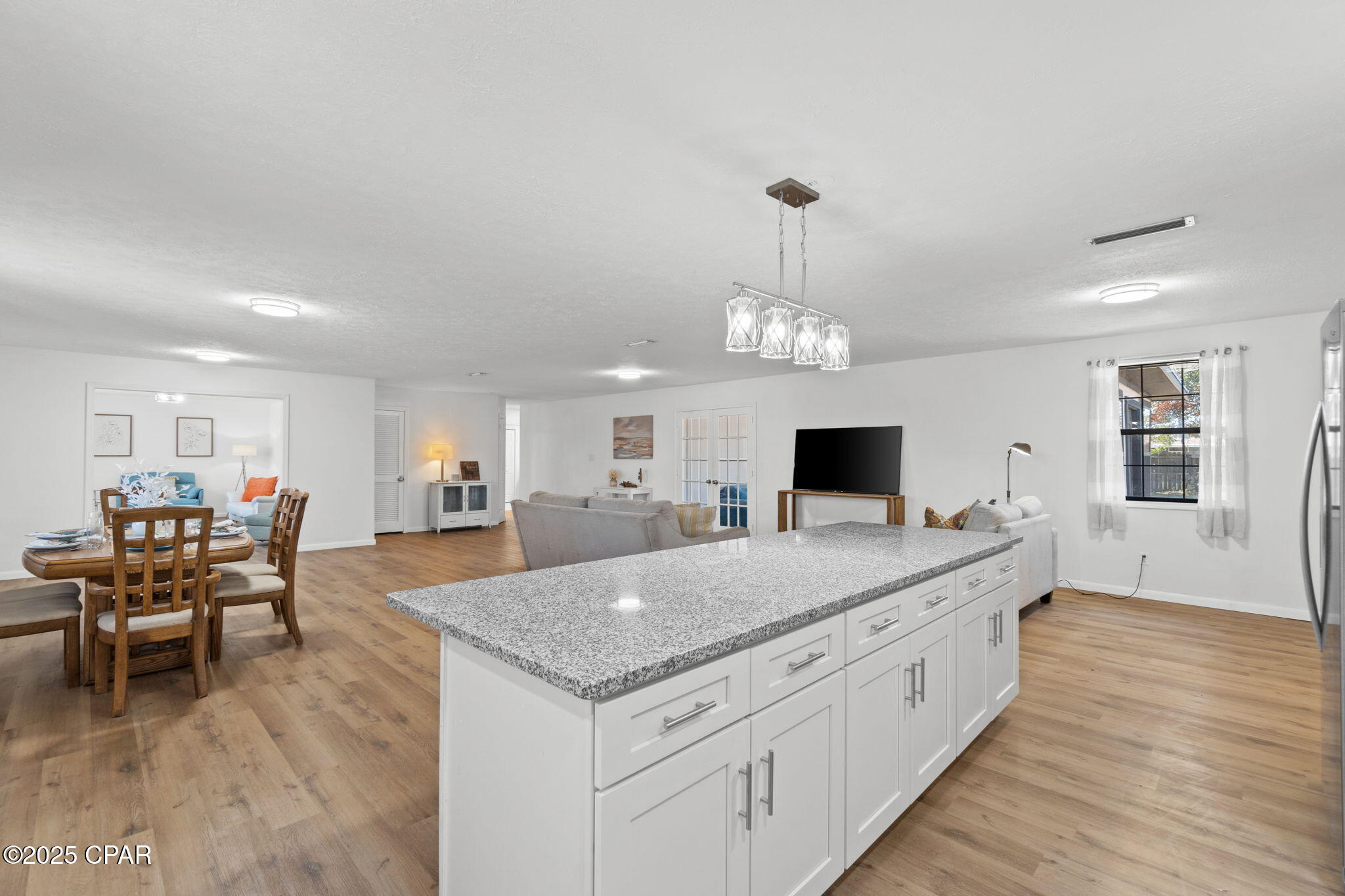 Image 11 For 2201 27th Street