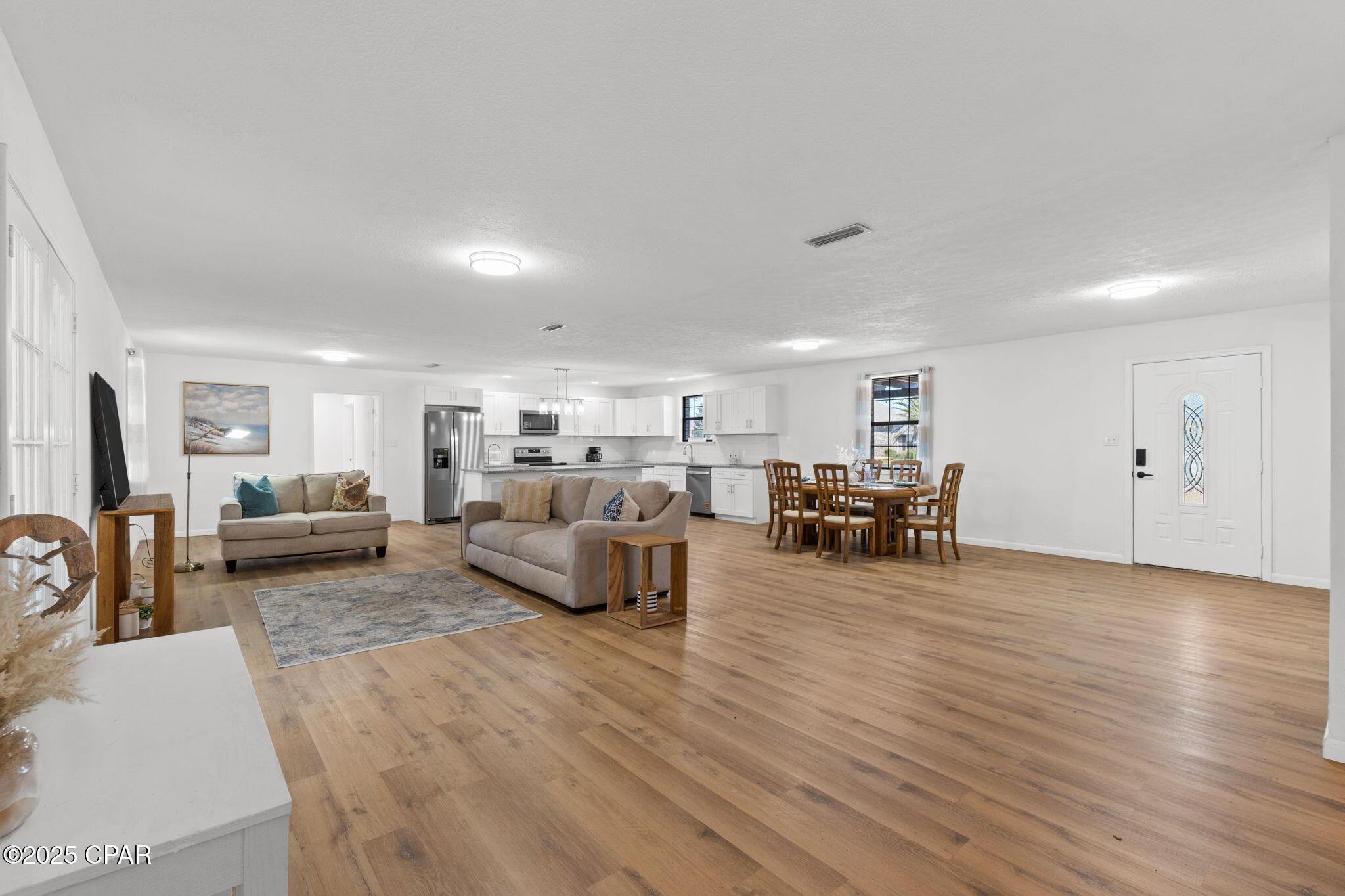 Image 12 For 2201 27th Street