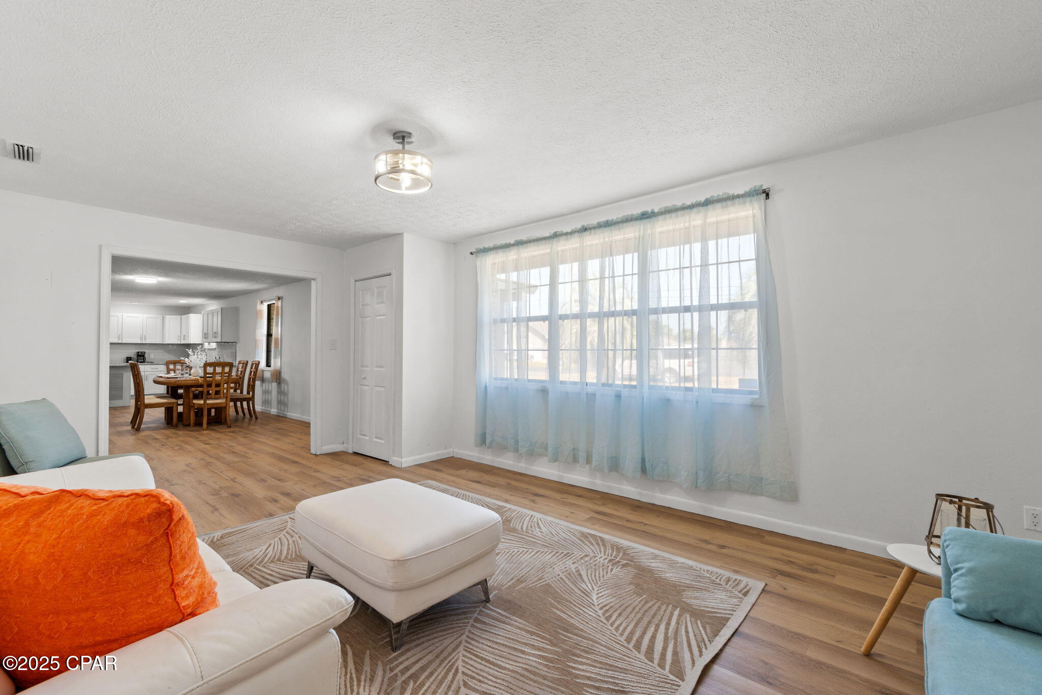 Image 14 For 2201 27th Street