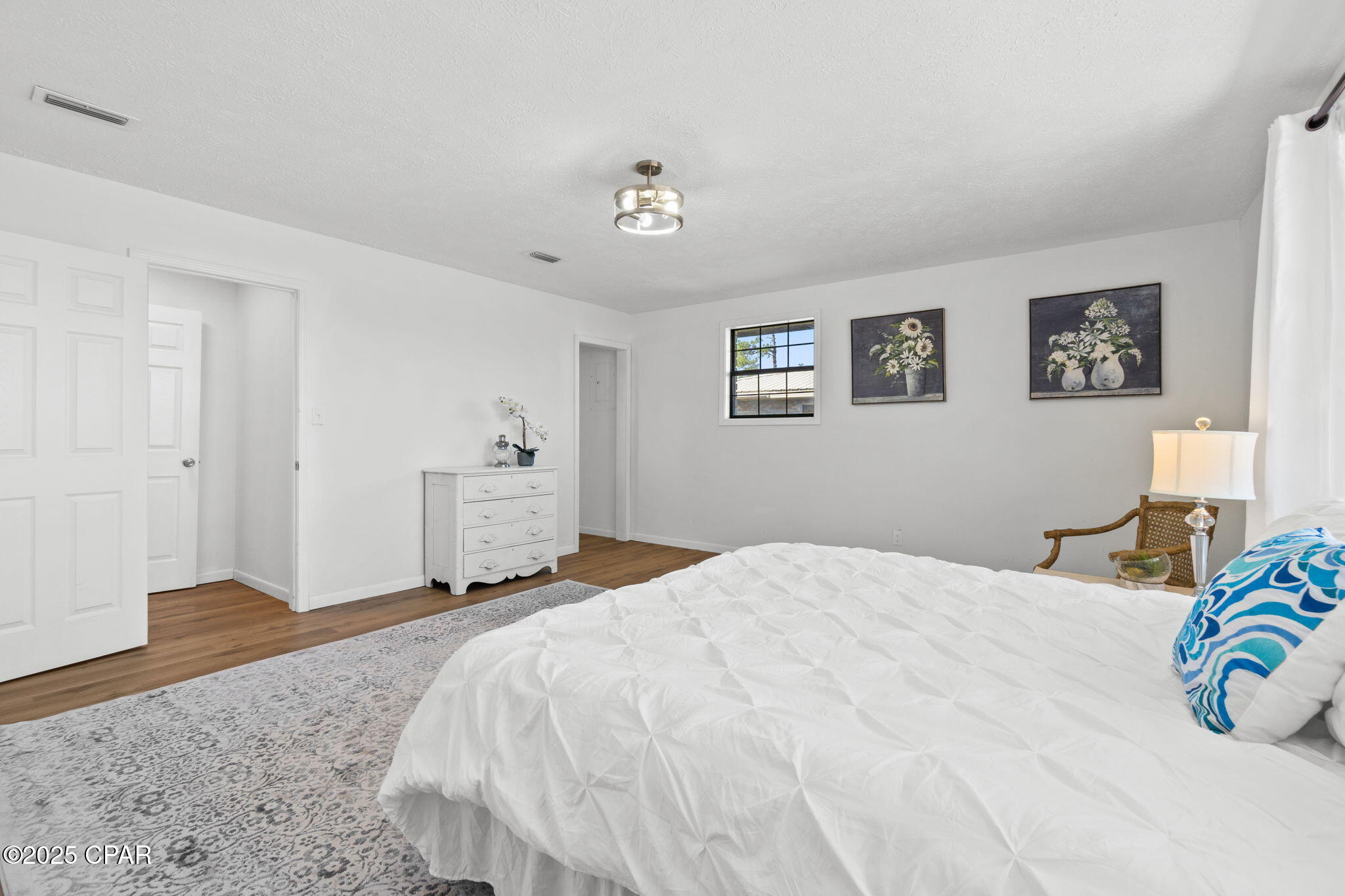 Image 29 For 2201 27th Street