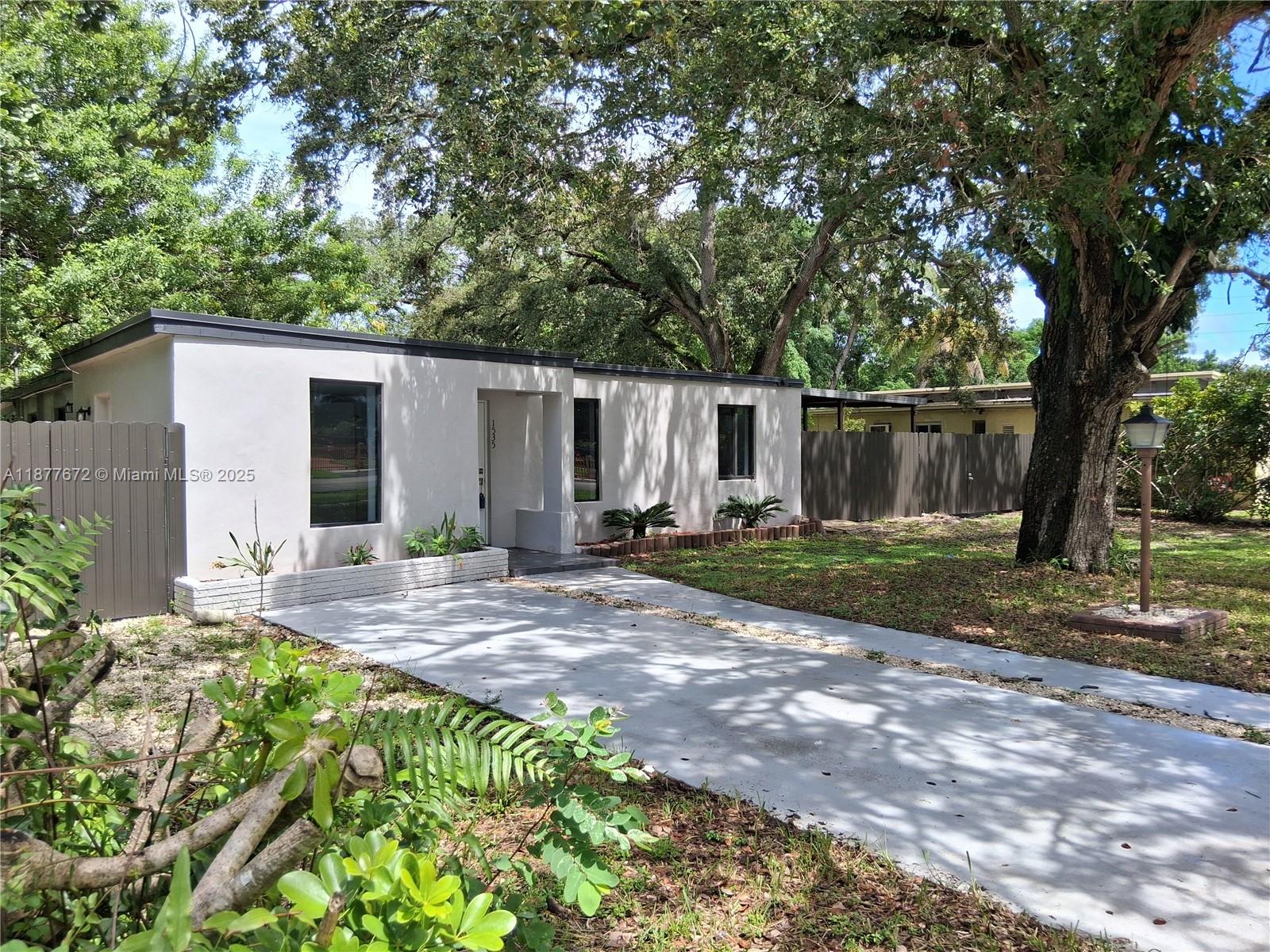 Property photo # 9