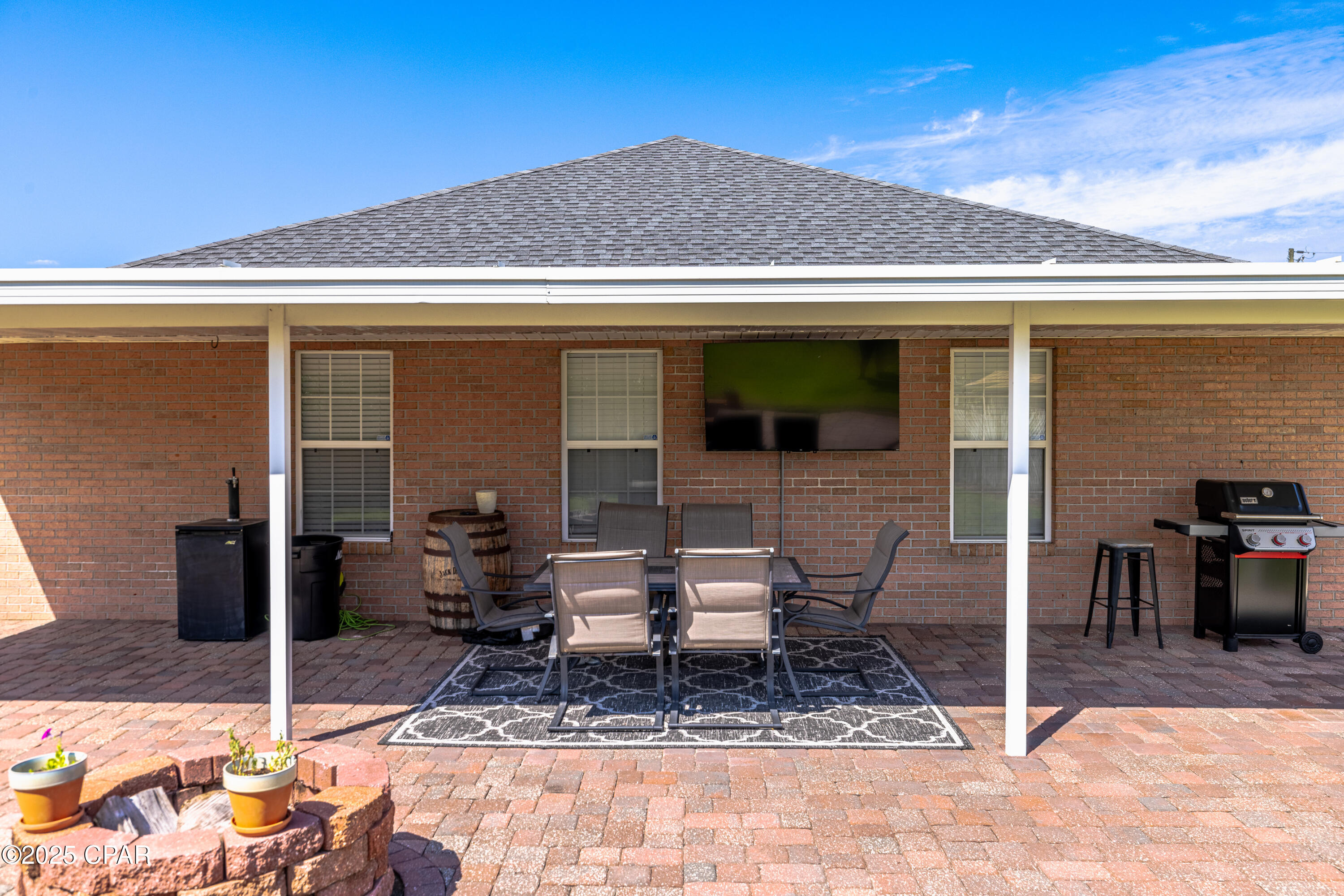 Kbjy2ro N5uauysvh S7jy1oxcw_aks Qkvxr5aaglm