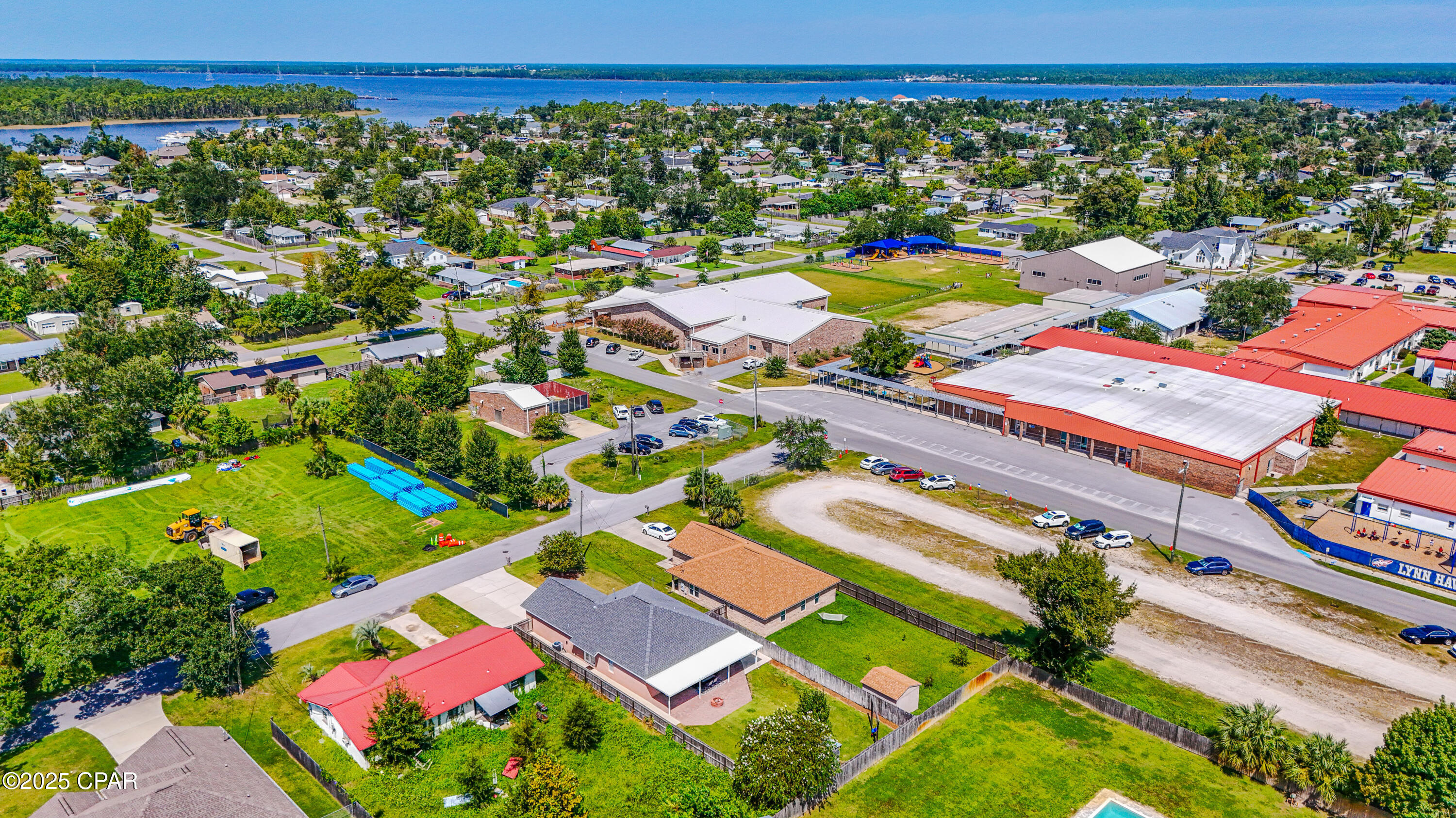 Jljyh1_usnzfoneoqy1tiy9yt7turztgvs6mwnoa_v8