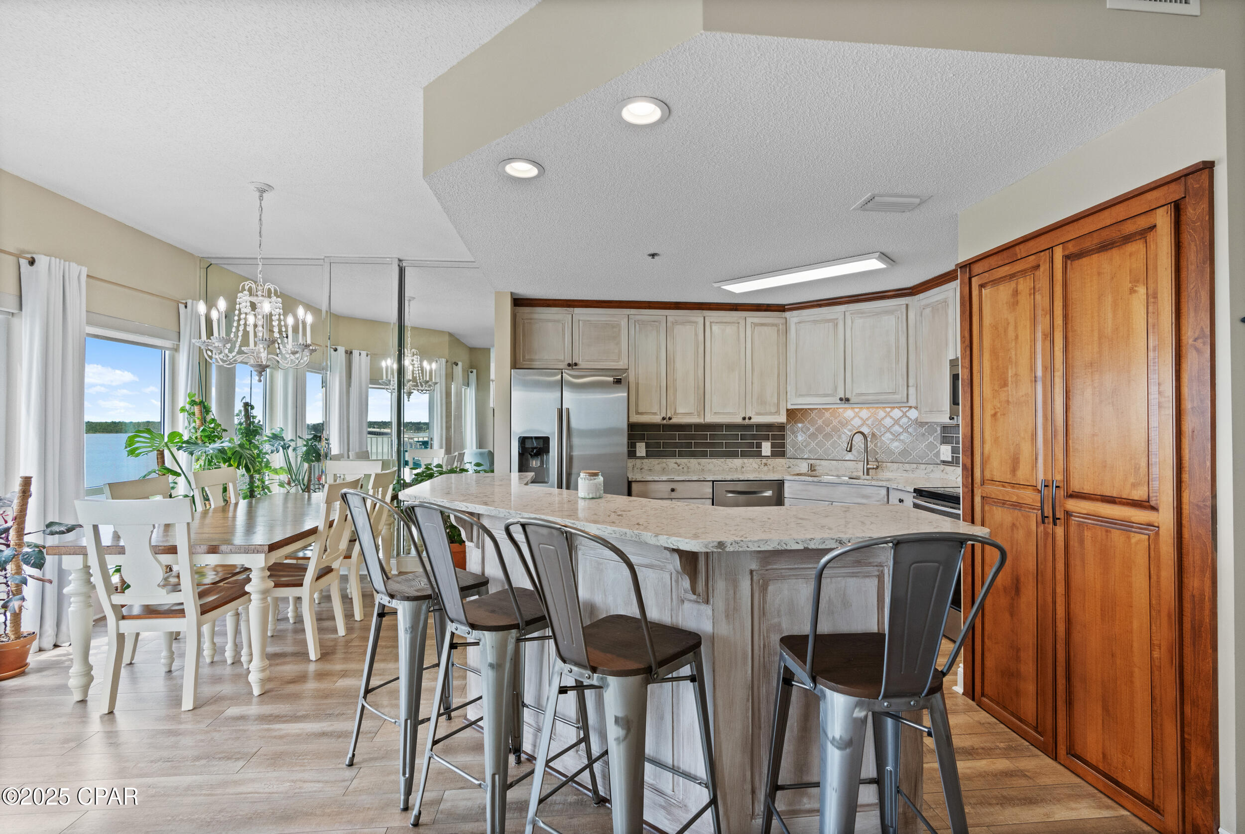 _gm0tzauhnj2b_dkoiixdqnqmu_sdh23vt06zebd5dm