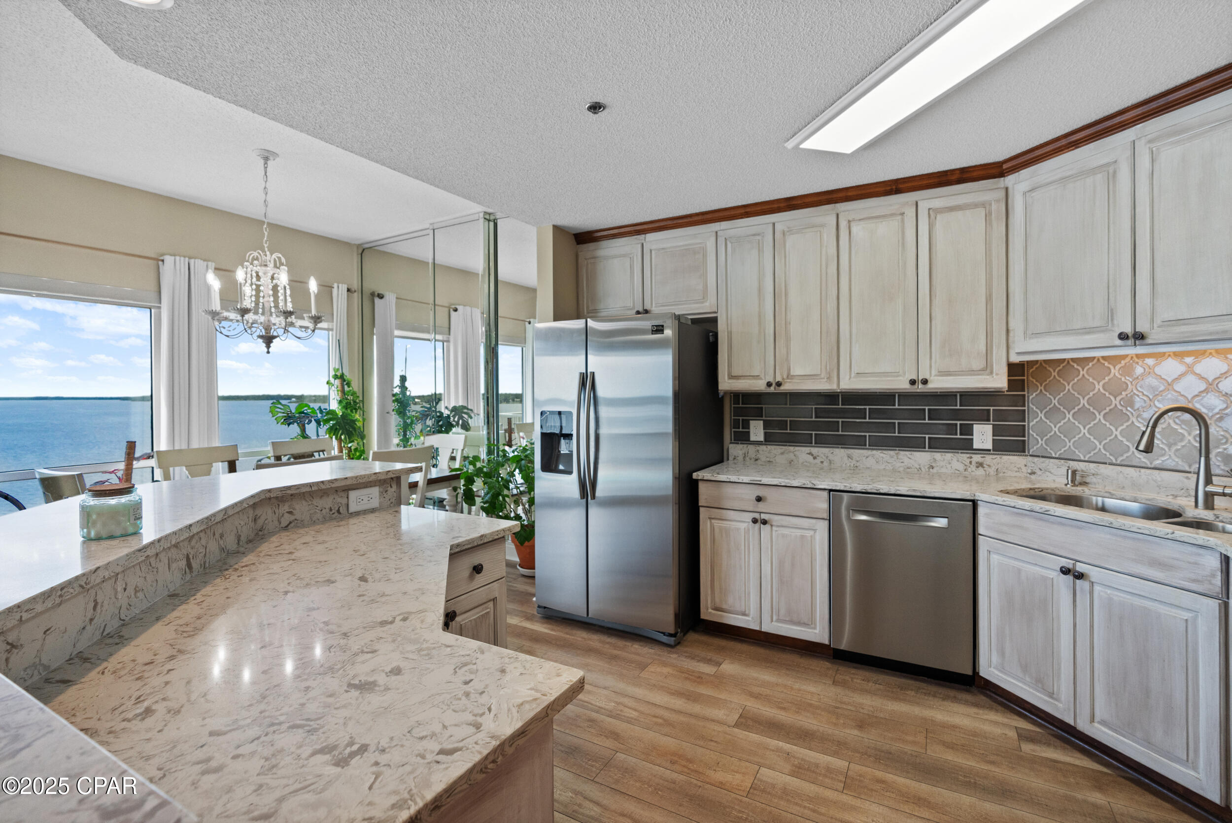 Fif Eslx88dli9ninlmdzeixrz Jlngrlos2svhoqmm