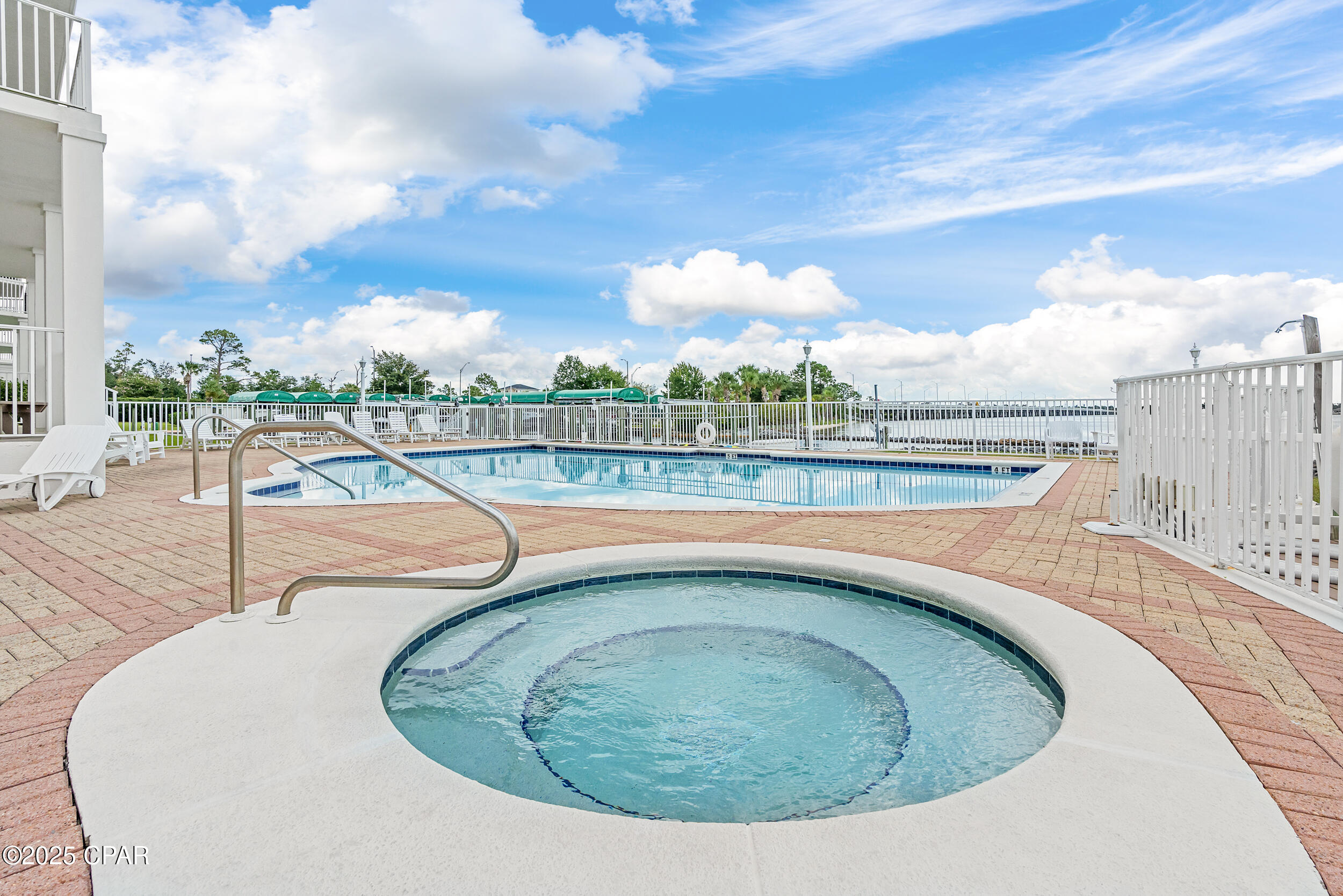 Oog2byswcwtf8y9f1kk_kvtikag207njlspfonqqwqs