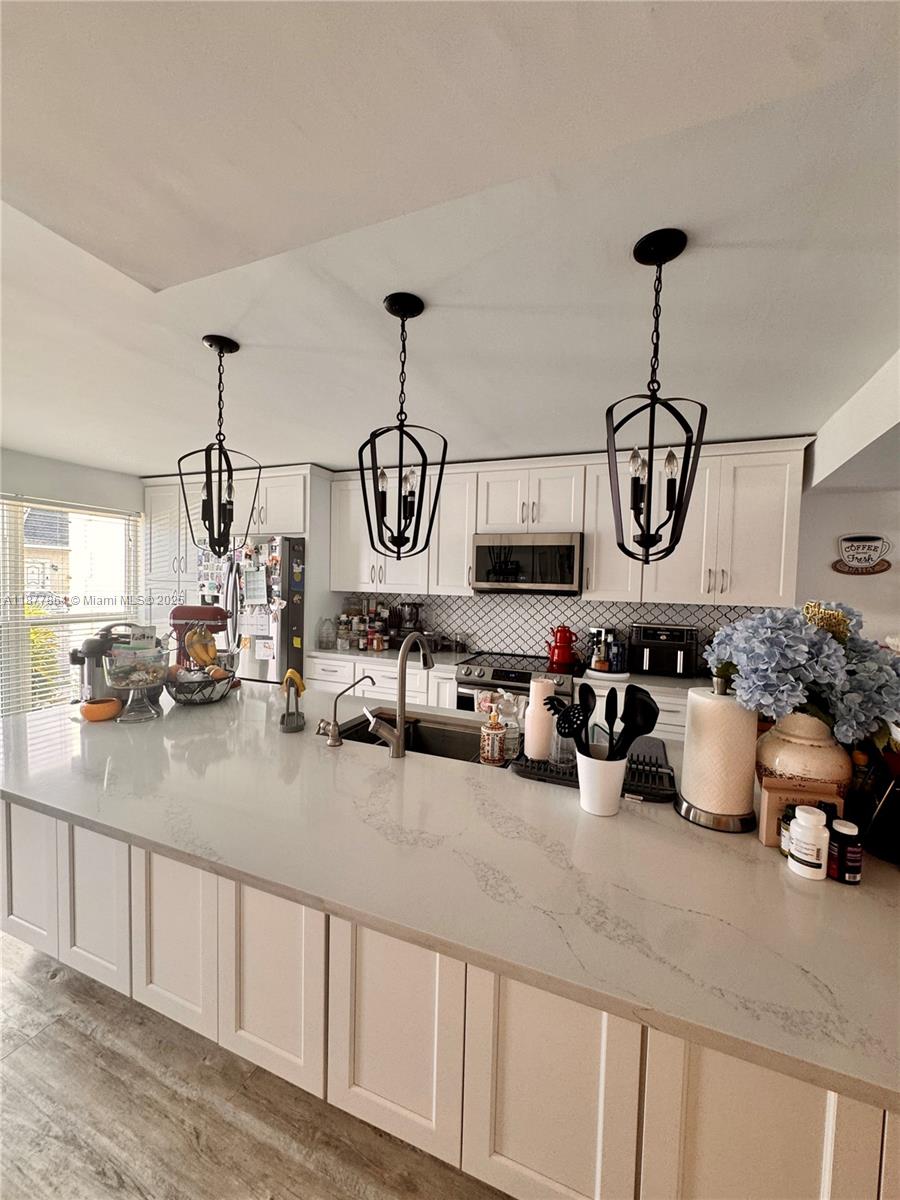 Property photo # 9