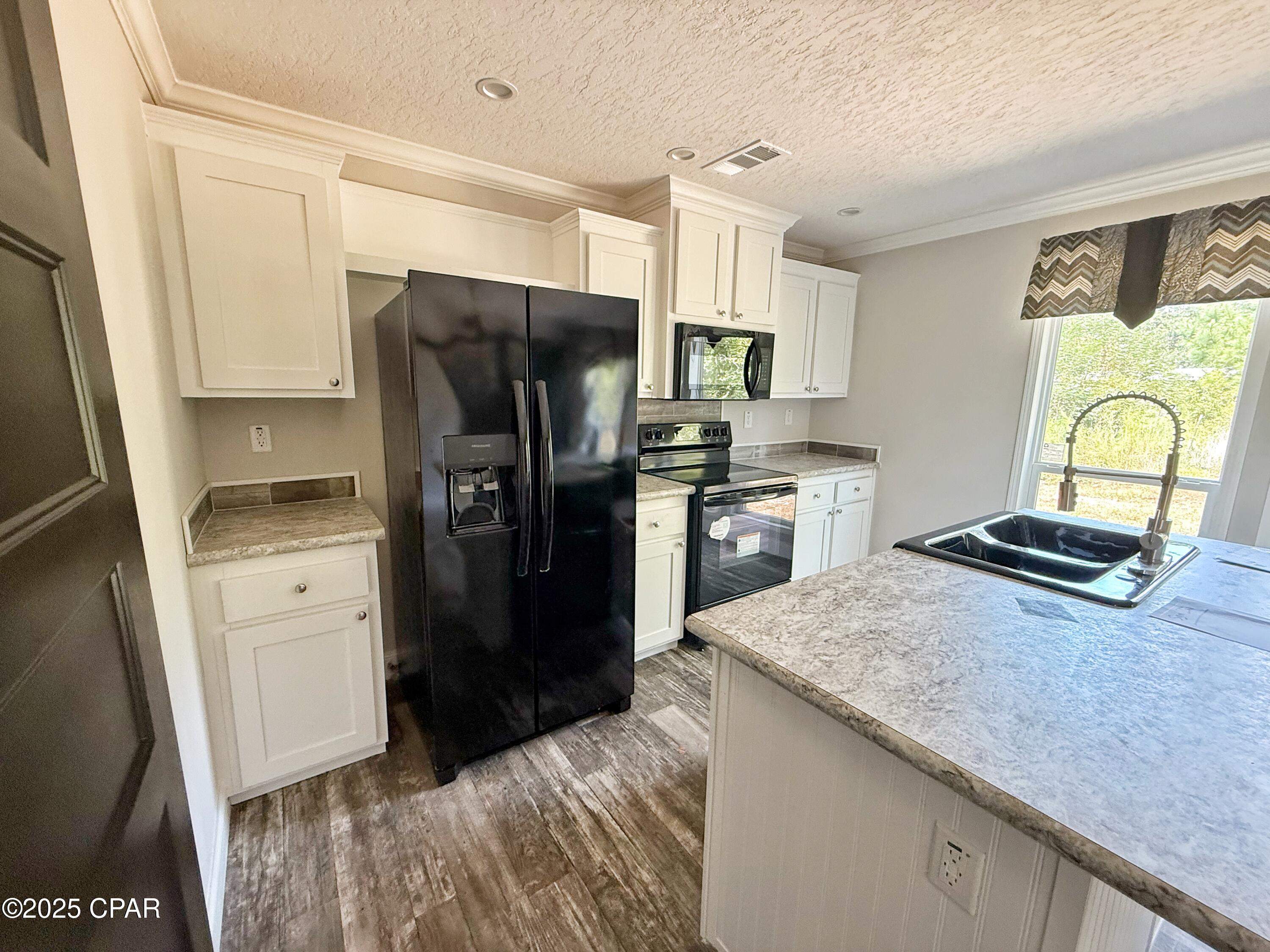 Alazscnppd9f9bz27_lxijblpv_x3bggvrwvrkk 20c