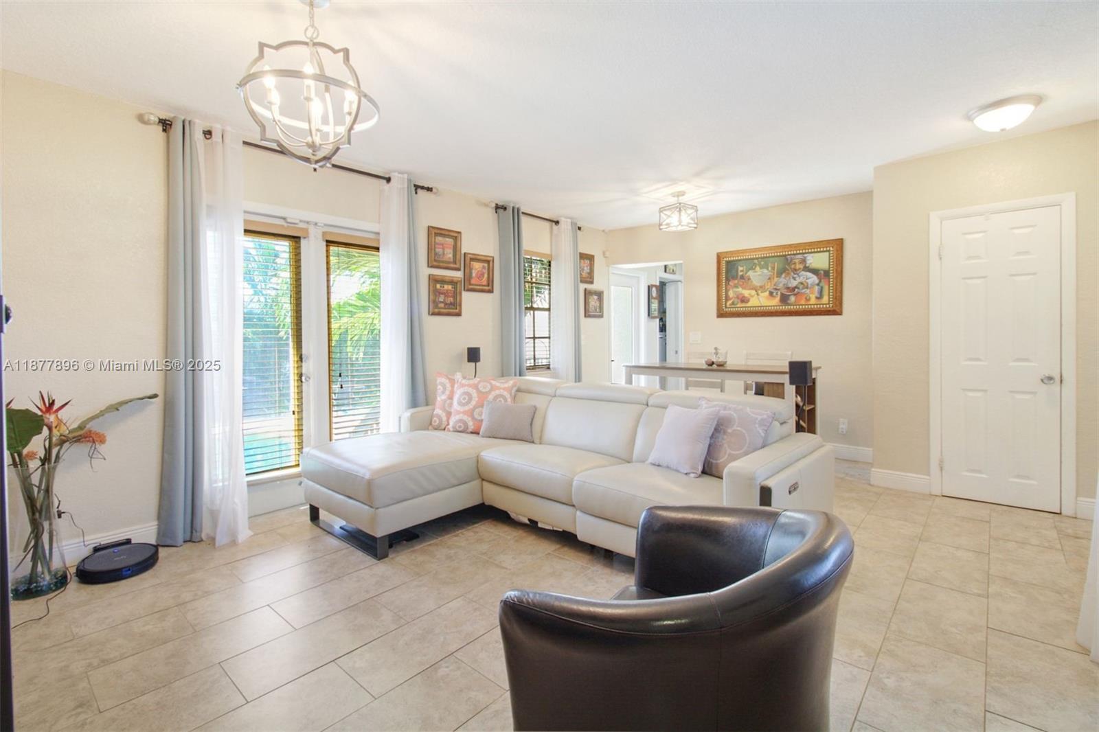 Property photo # 9