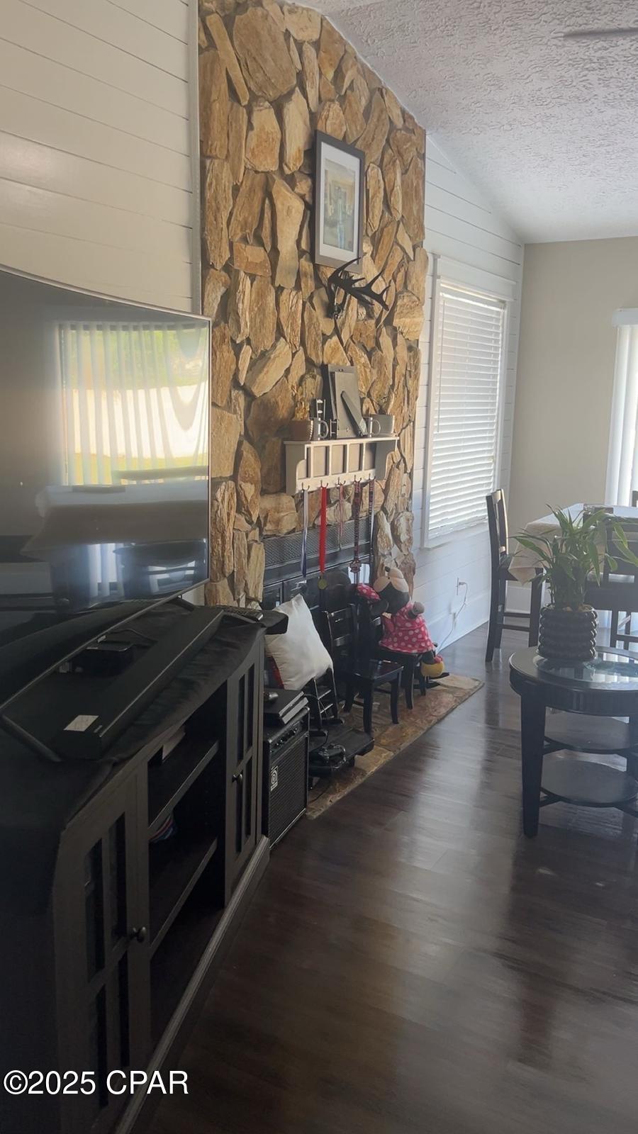 As Rxip_3n4n5ofqi78svce3tv_shpt_ssfyebdwafi