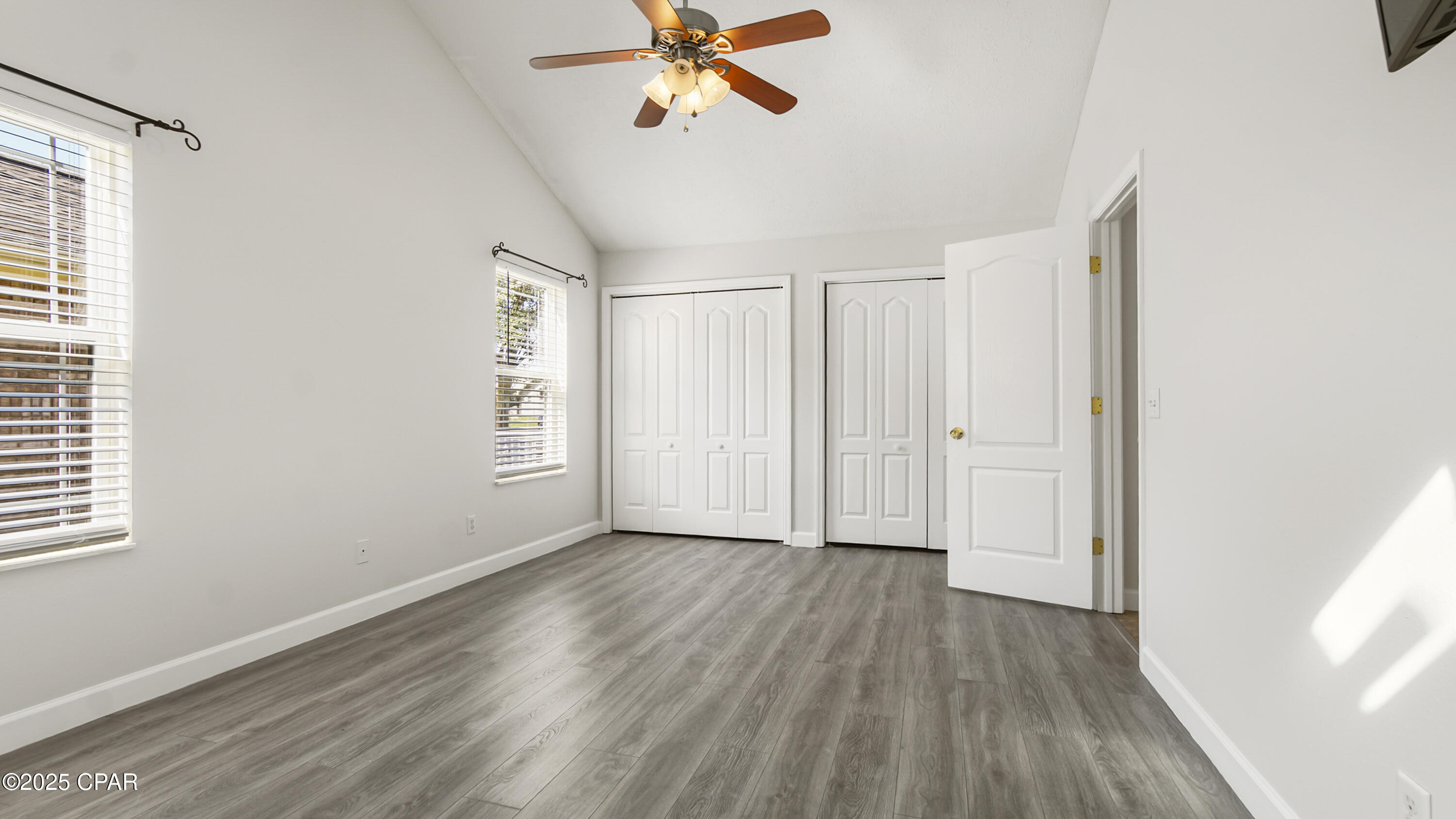 Image 21 For 105 Saratoga Place