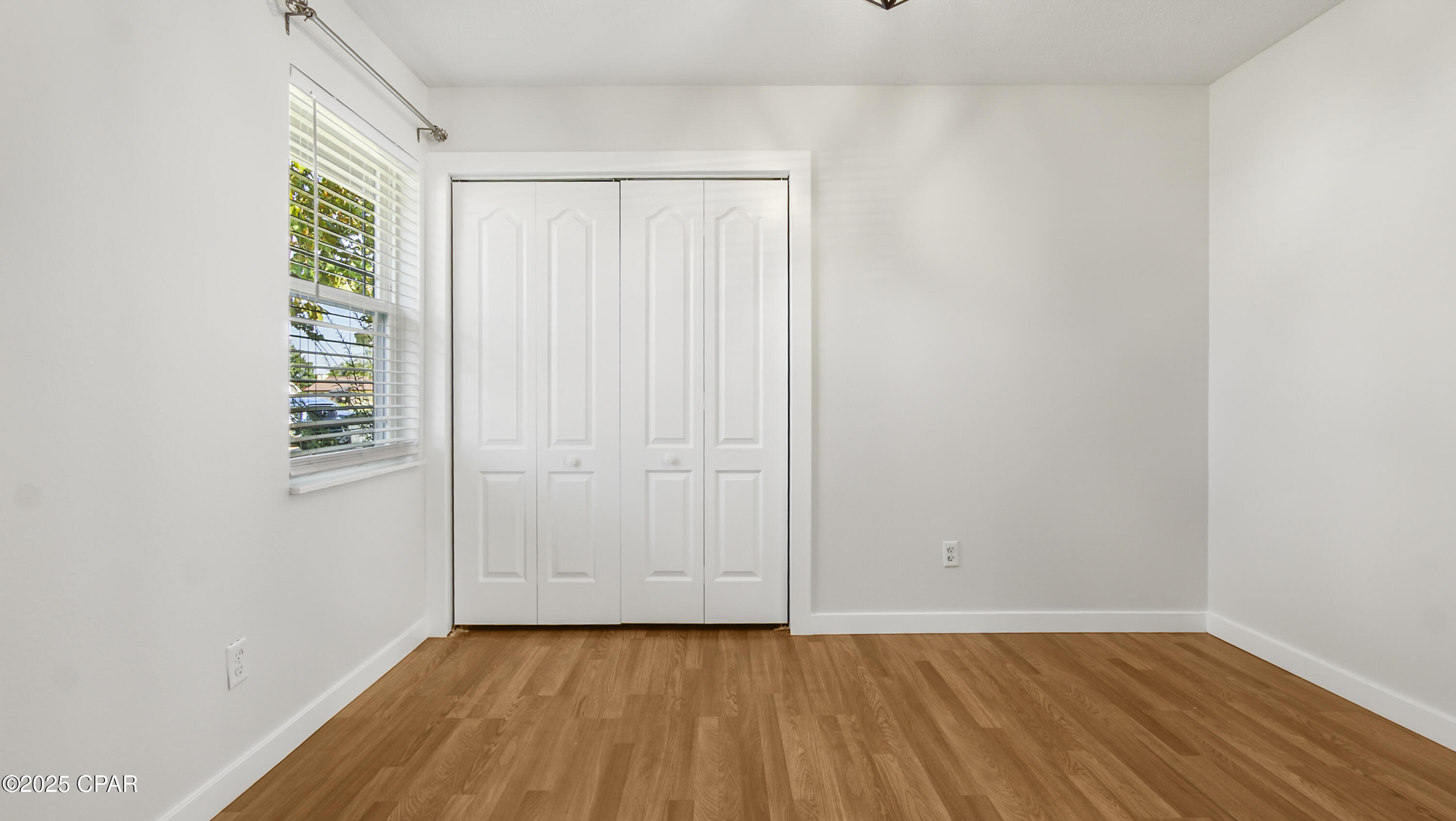 Image 28 For 105 Saratoga Place