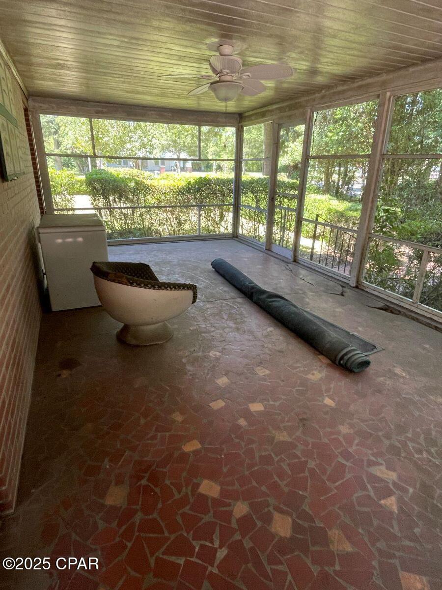 7xxwdzpmiwsw_b1frbwhatwyqucd4izym4ze 2tbqp8