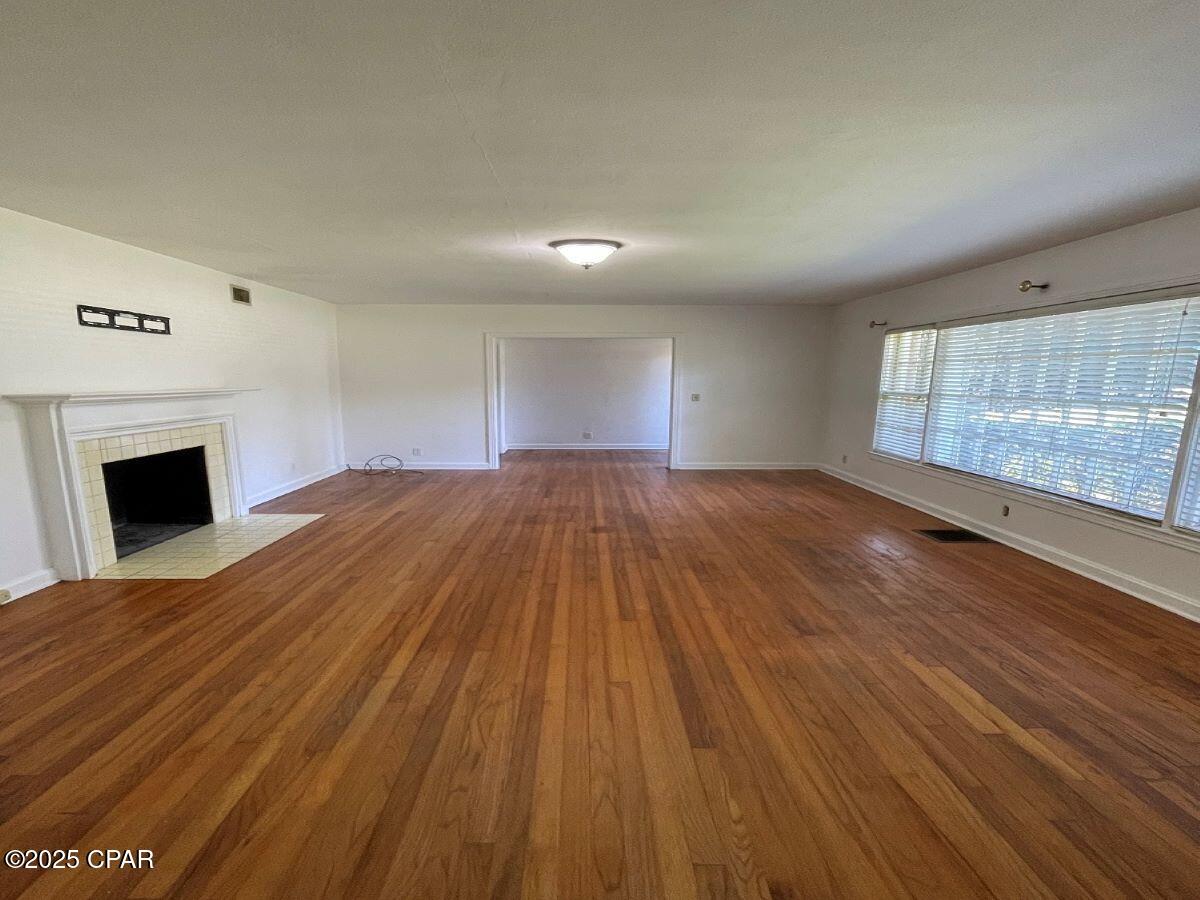 Image 21 For 111 Main Street