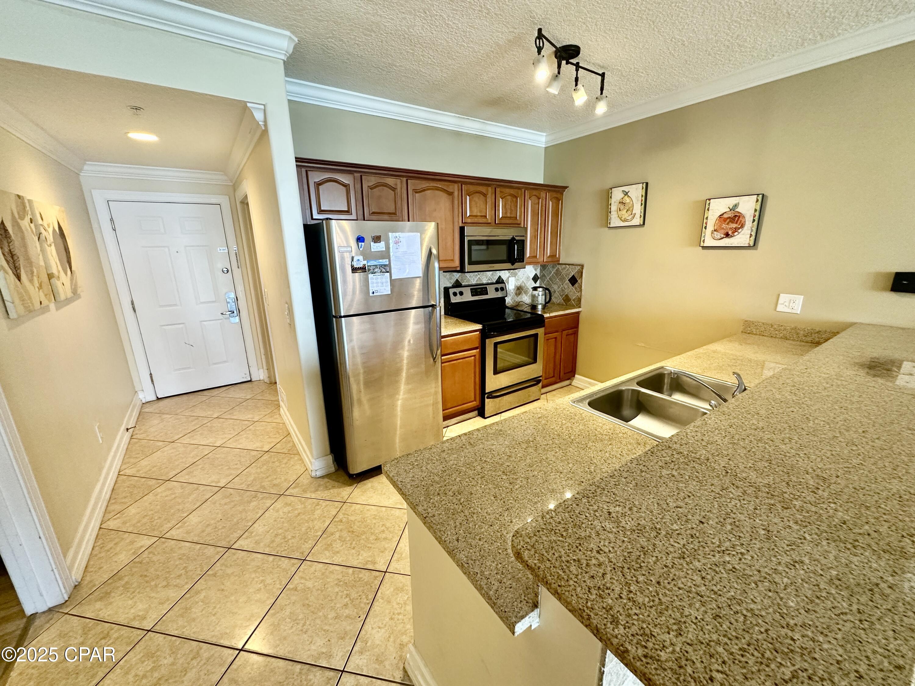 4kxyxl4prkg7 Haowqxbbylldgo2zooeeo Sm1lnite