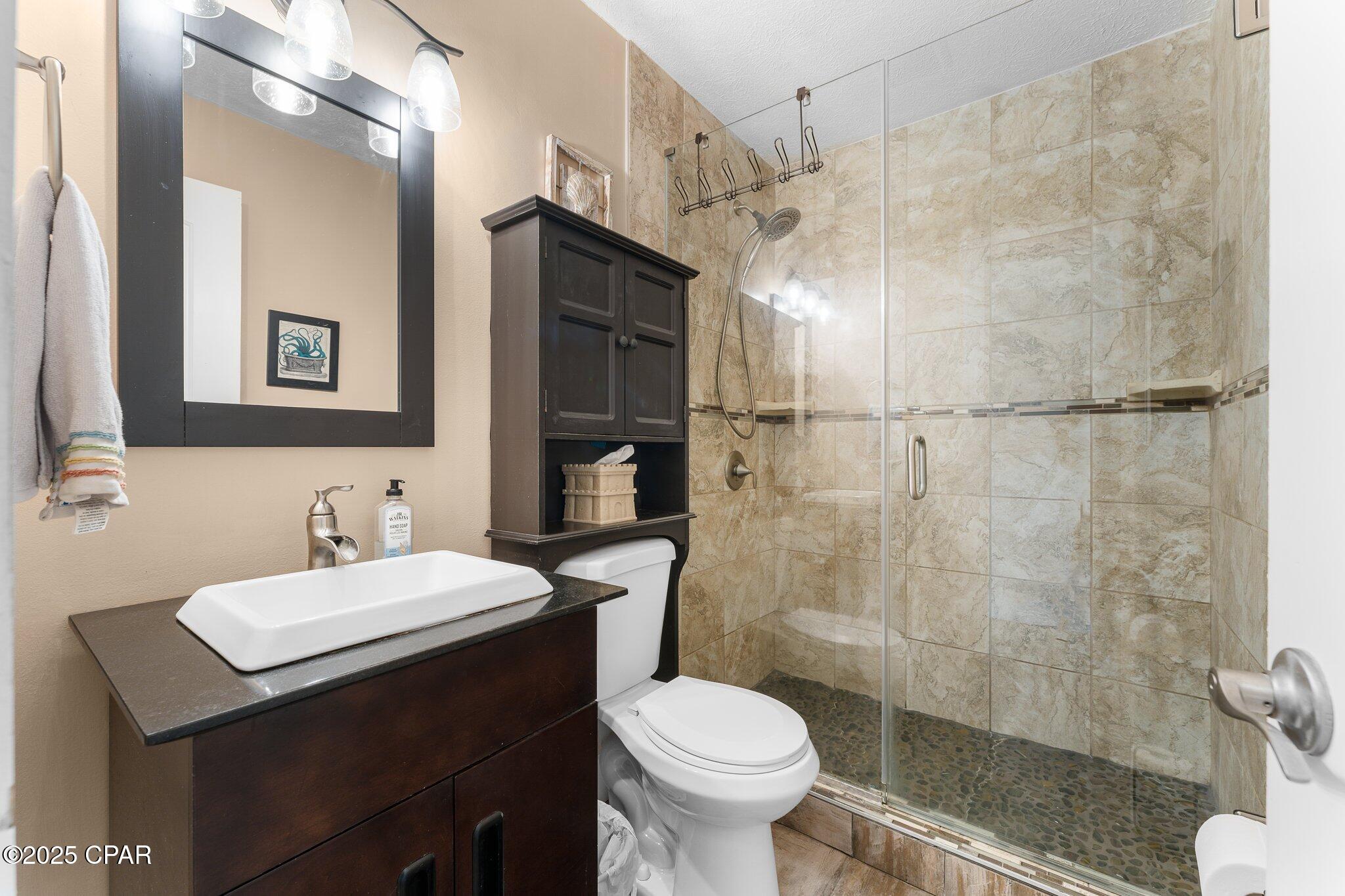 Csvzx5efz9o5mizhlkeyqvsox4yo 990bd_a01slp_c