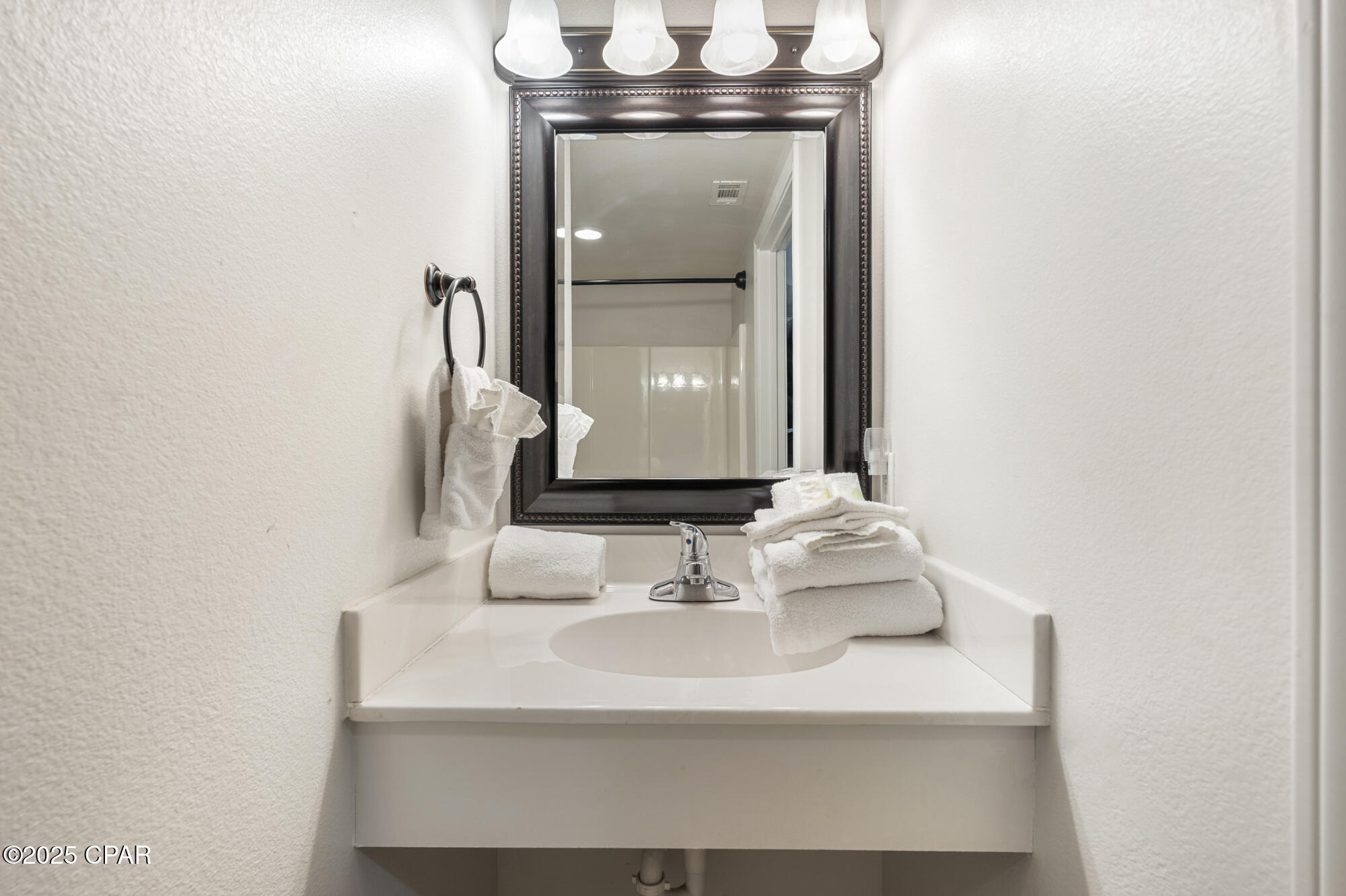 V_t3arrmmzebw5thpq2ok3keqt6ndtolcwcdn7elfri