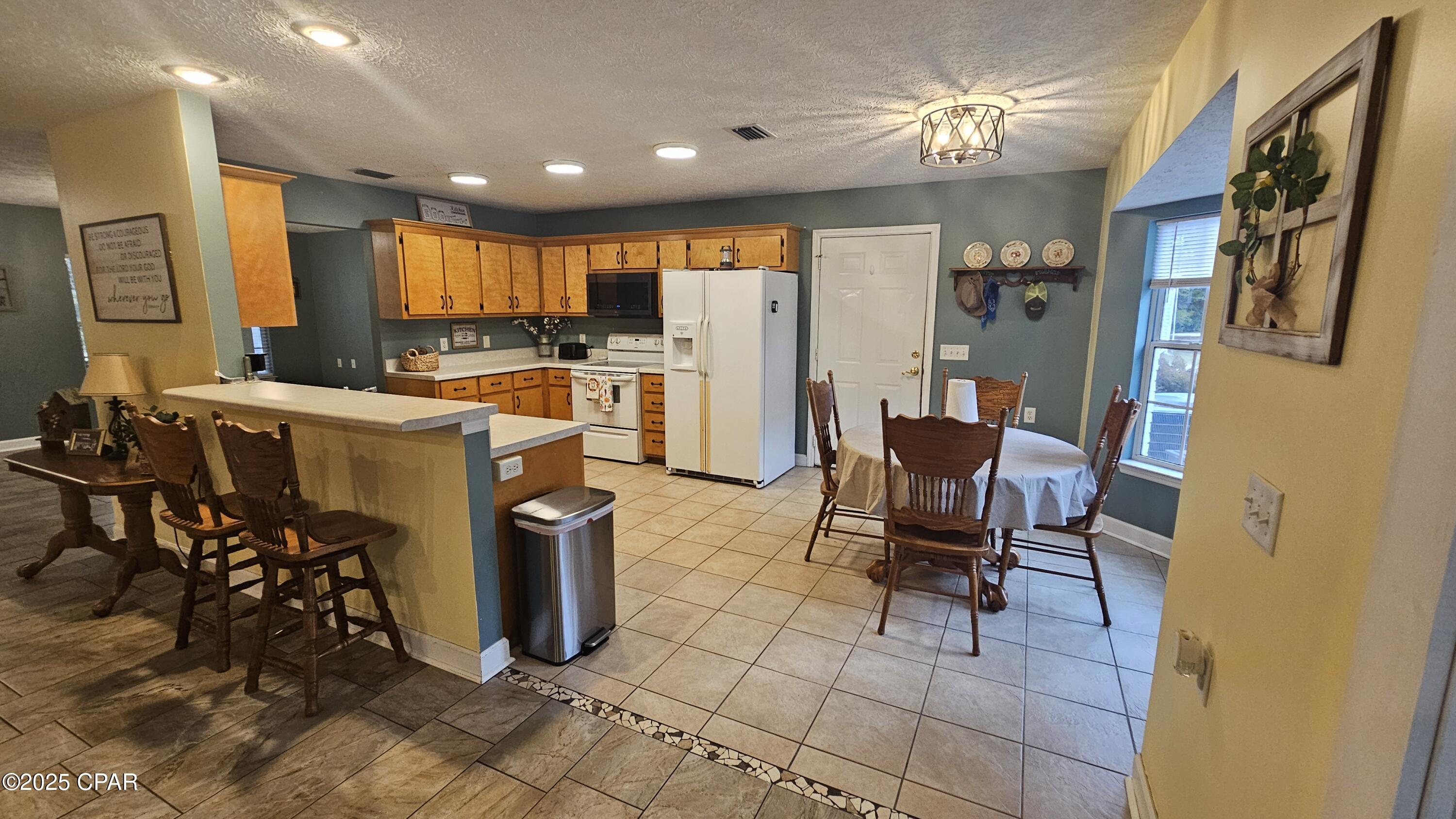 9cgh4as8m8eiasktzcjco_03apihz2cjtpzrnzfk57q