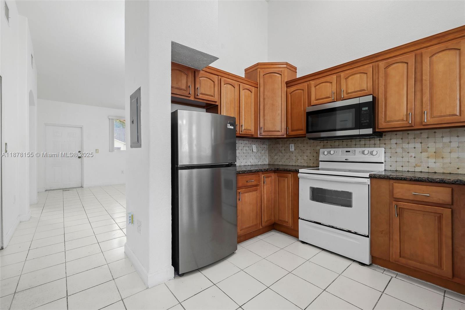 Property photo # 4