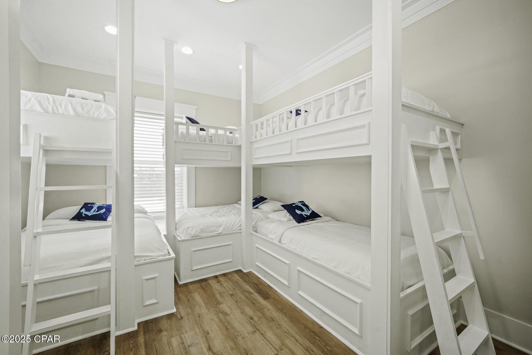 2loar_9qaxhenbvqdysprouz9fds6d J93v4zbhnxoo