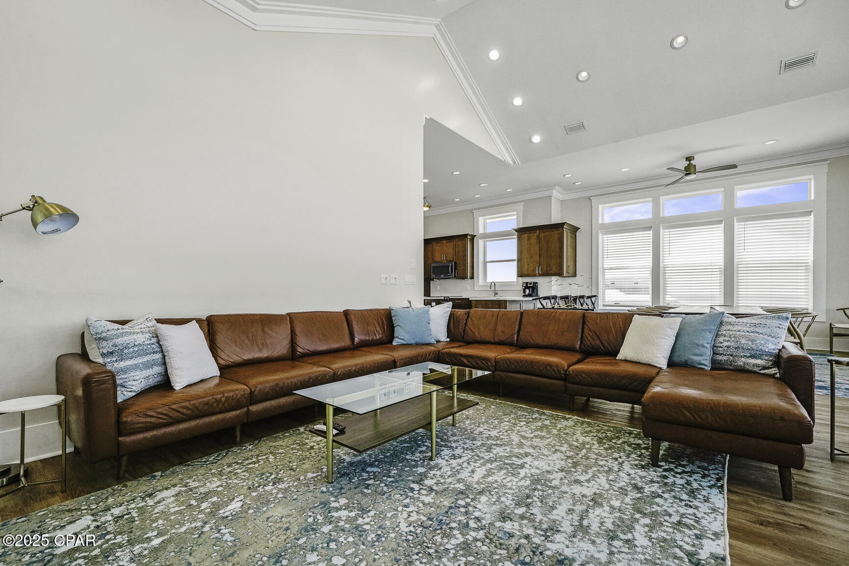 Vf_btqytqjqmecw1swfnuh_wb8bnqq9e7r6y_wq1yfw