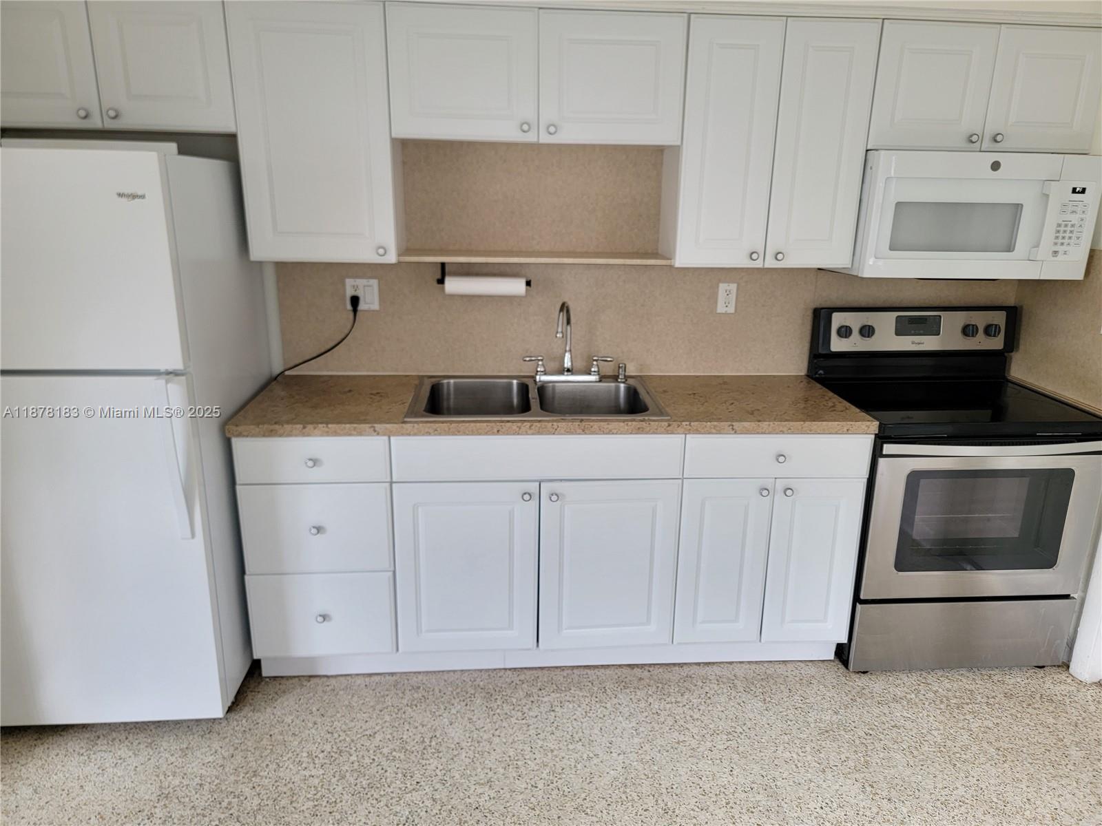 Property photo # 3