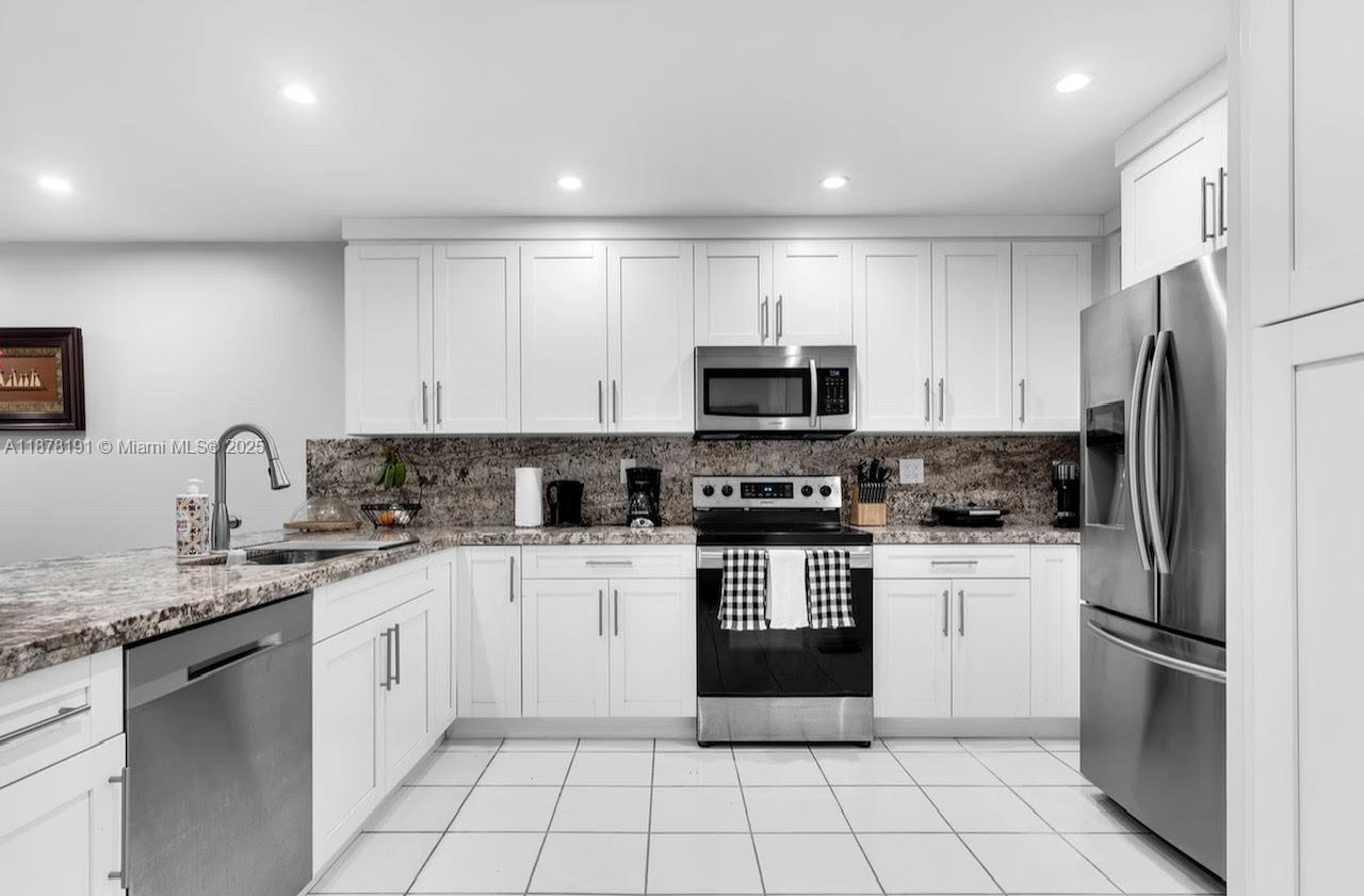 Property photo # 4