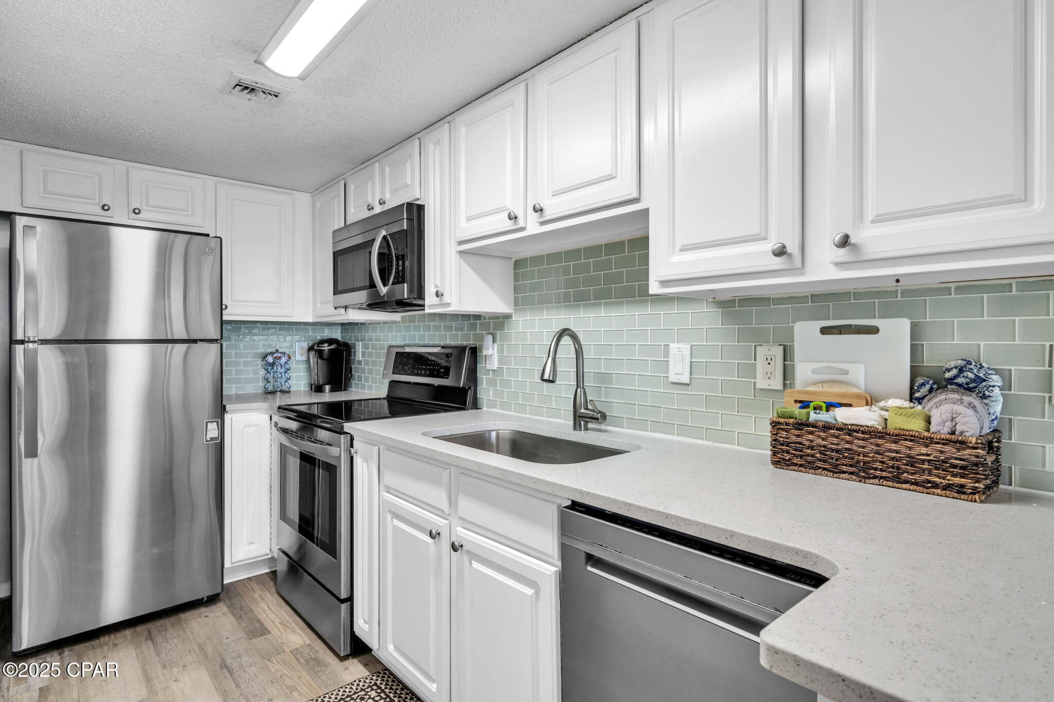 L_0751rwqgqix8mxe1fy9hz9wyy_9aimcpvylxqpkbe