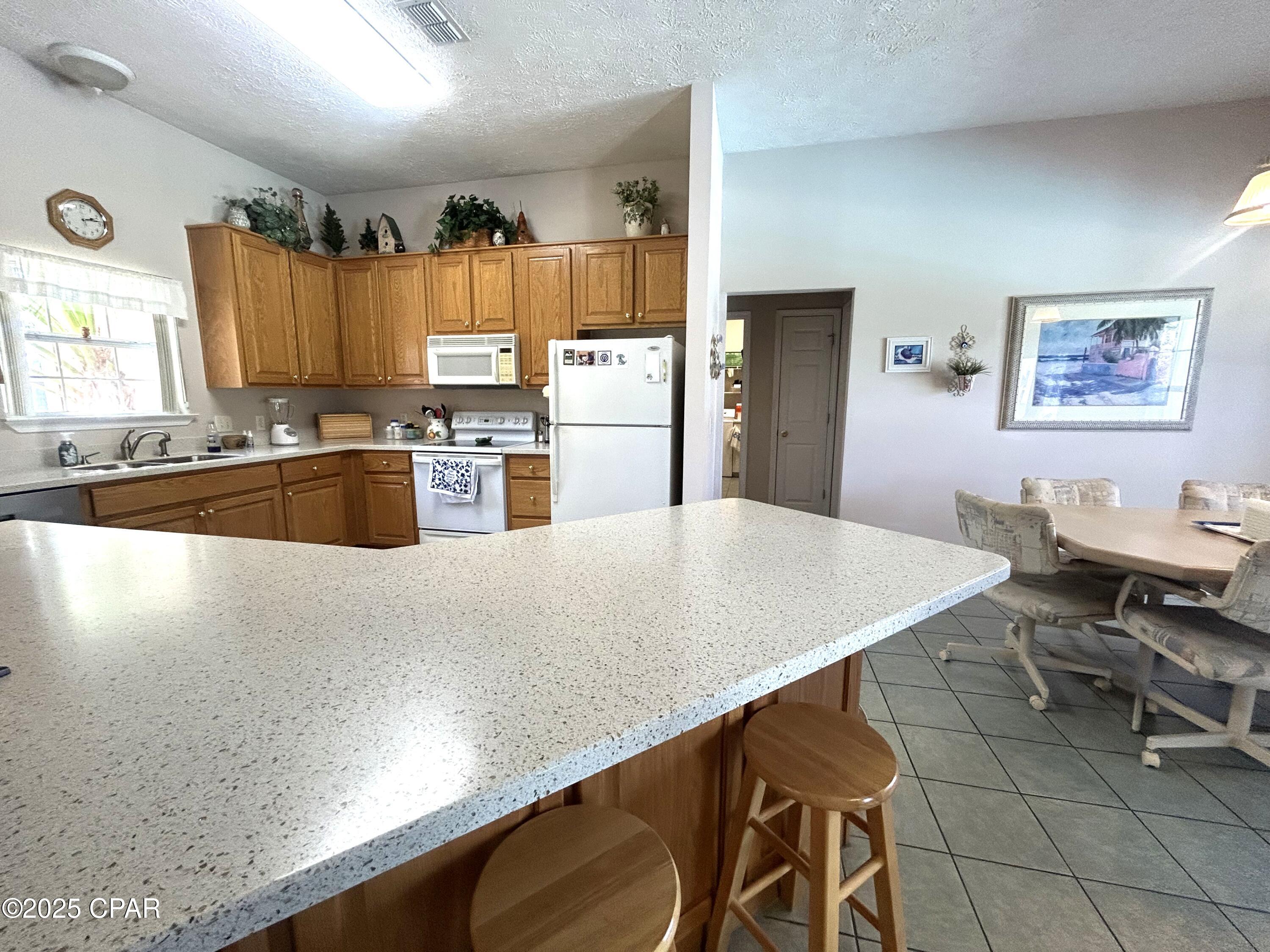 50cuu0a0bajs6x Kxmby5cq104qhptpu1wysooxtnue