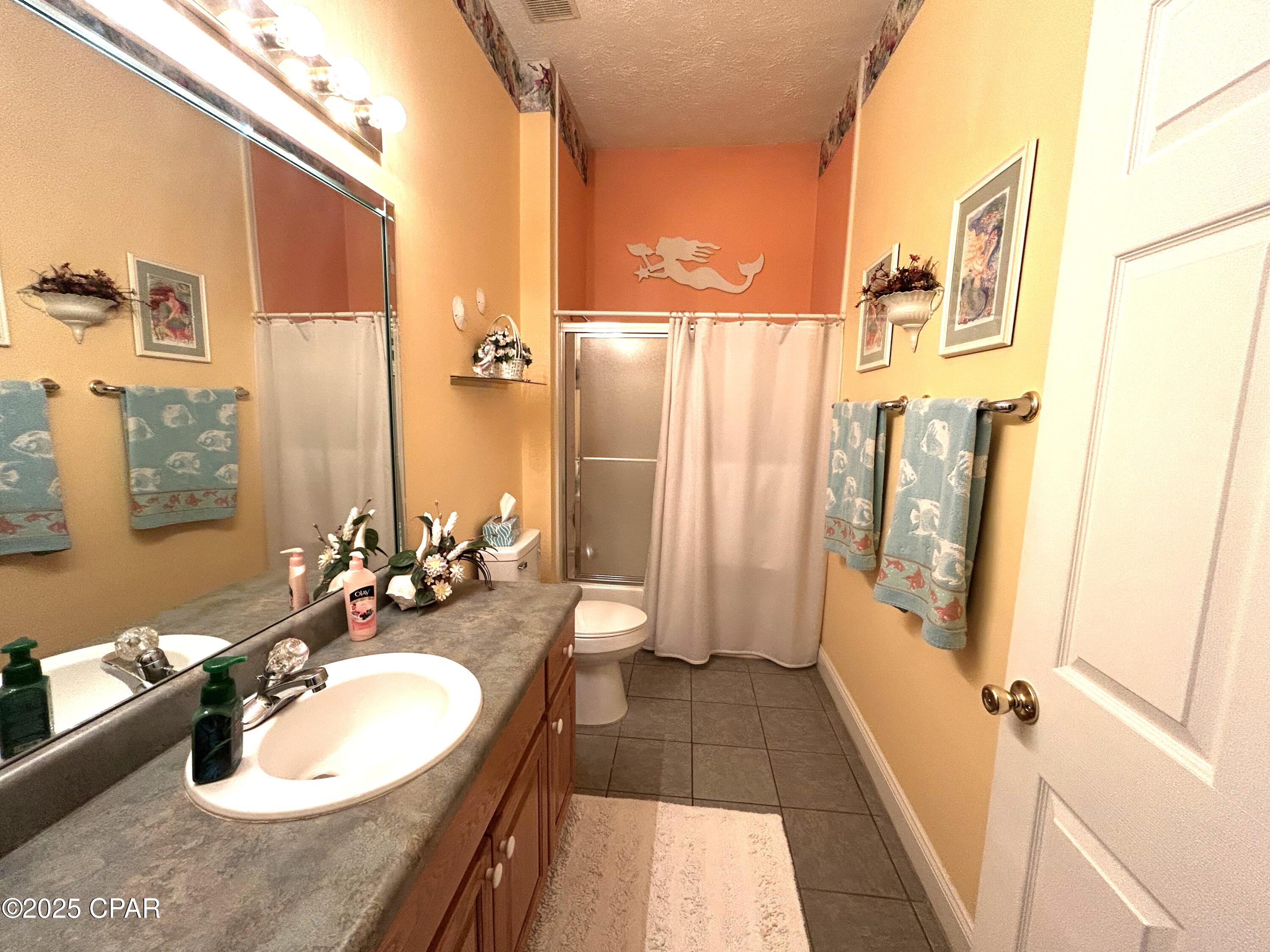 2rn2ya3bbf9aj_1br5jupnehgoseij_ngmmdqthbjzg