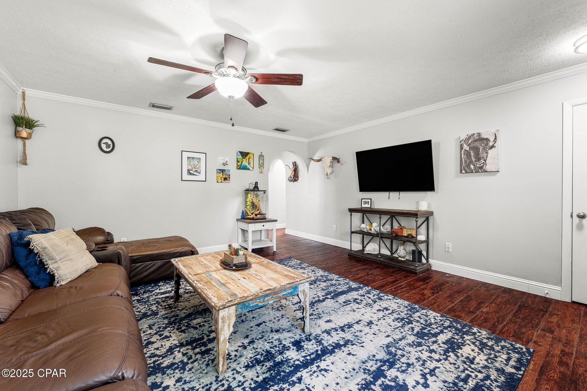 Image 6 For 3701 Lee Street A&b