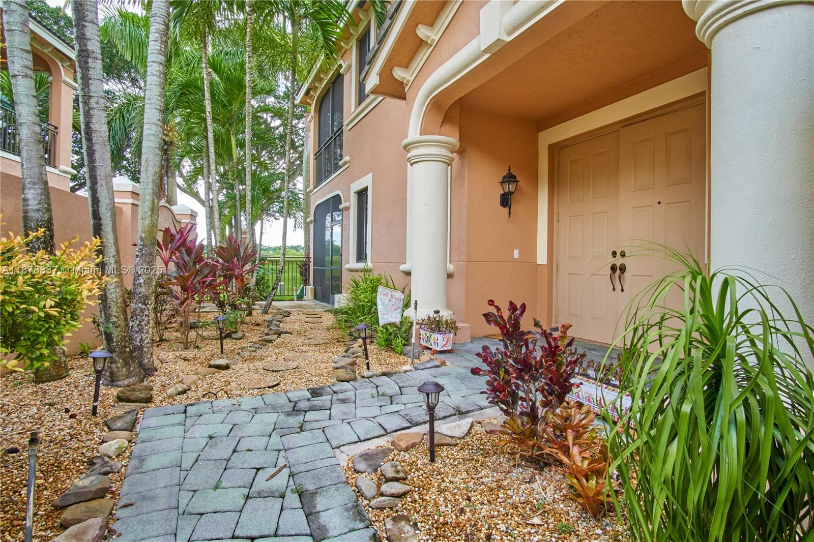 Property photo # 4