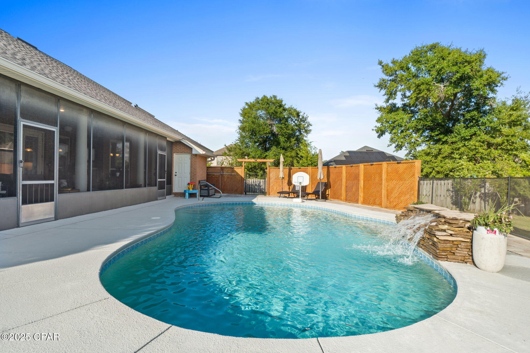 Dtb2qqzrwwcqfcbwrgmbbw8adhrknmz2sba6y9qulra