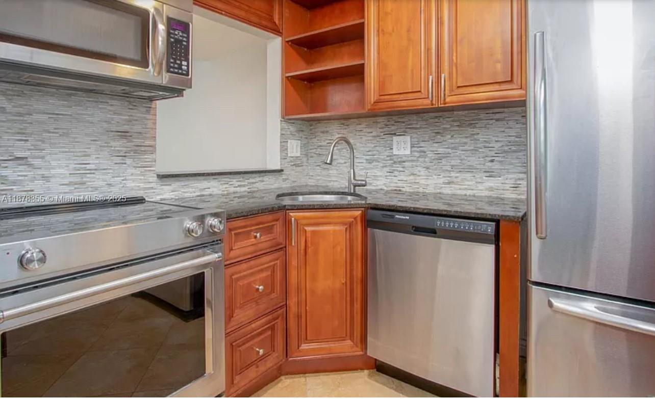 Property photo # 0