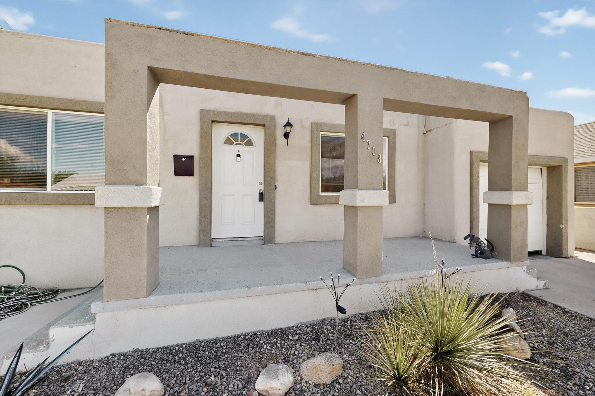 4708 CREST Avenue SE 