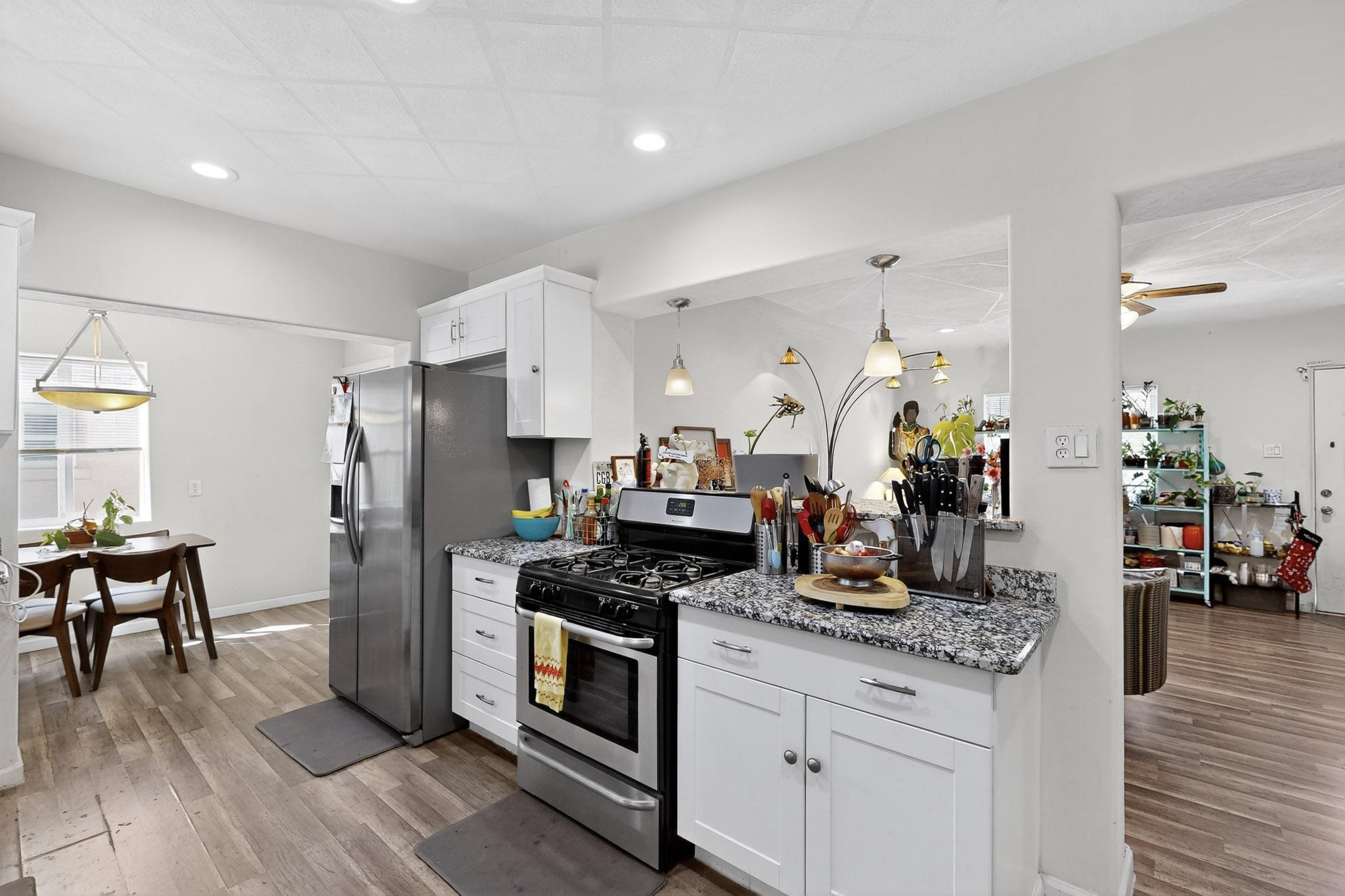 4708 CREST Avenue SE 