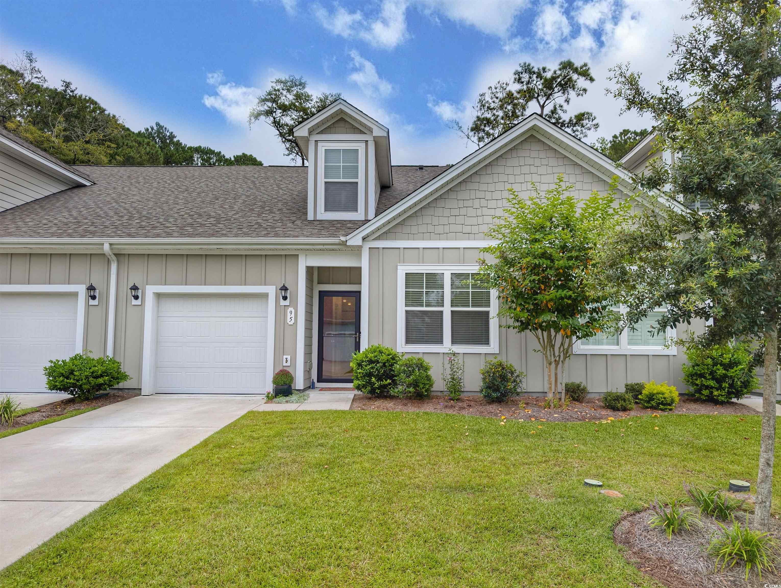 95 Vineyard Place UNIT #33 Pawleys Island, SC 29585