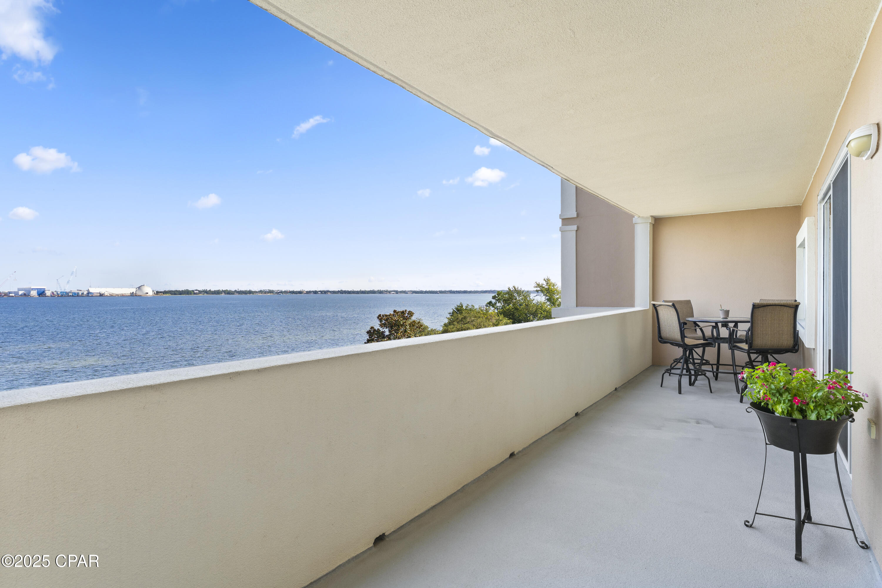 Image 32 For 2400 Grandiflora Boulevard 409