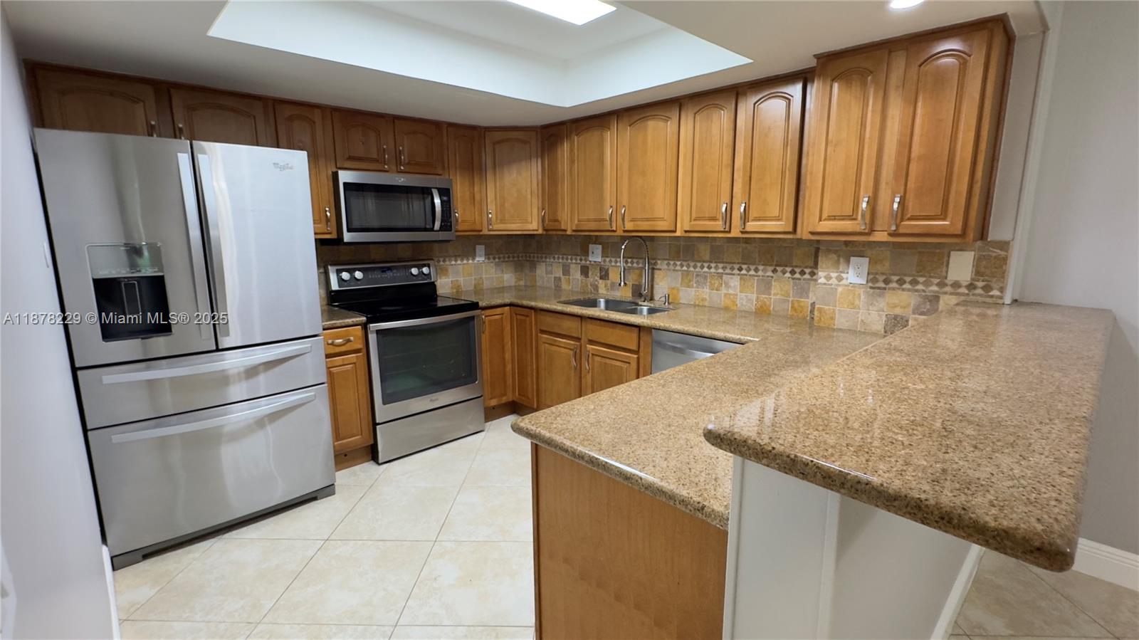 2764 47th Ter Unit 804, Lauderdale Lakes, Florida 33313