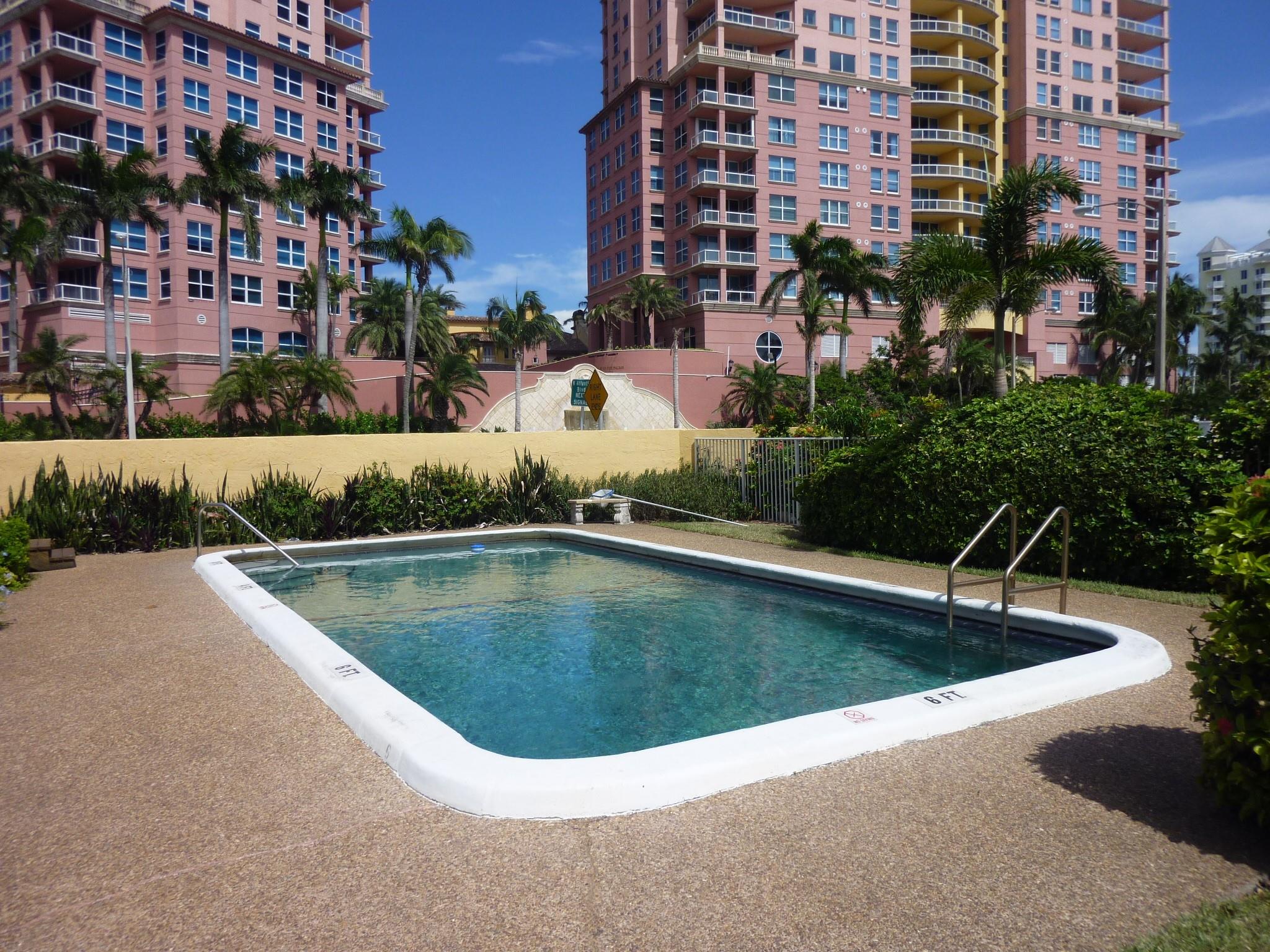 Twenty-One Twenty-One Con